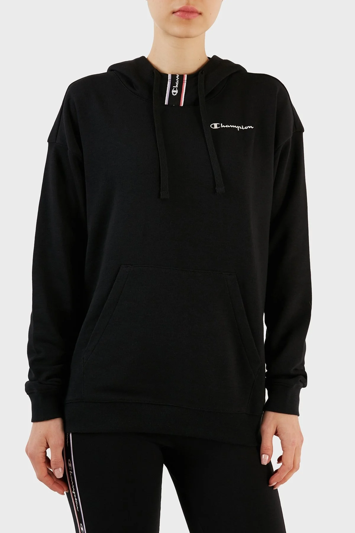 Champion Pamuklu Kapüşonlu Kanguru Cepli Regular Fit Bayan Sweat 117292 NBK KK001 SİYAH - 1