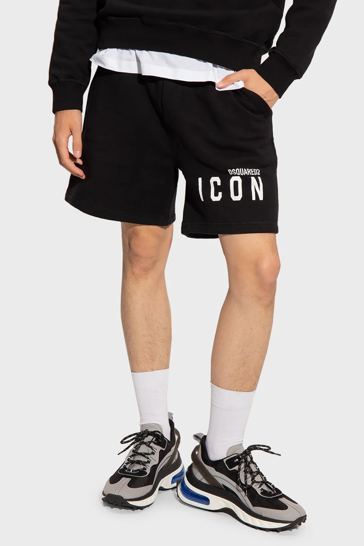 Dsquared2 Baskılı Pamuklu Relaxed Fit Cepli Erkek Short S79MU0005 S25516 965 SİYAH - 1