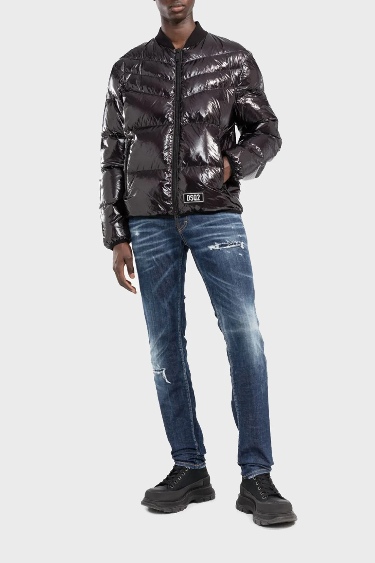 Dsquared2 Streç Pamuklu Yırtık Detaylı Normal Bel Dar Paça Slim Jeans Erkek Kot Pantolon S74LB1152 S30342 470 LACİVERT - 4