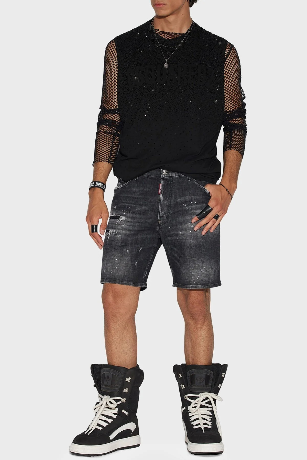 Dsquared2 Yırtık Detaylı Normal Bel Regular Fit Denim Erkek Short S74MU0773 S30357 900 SİYAH - 1