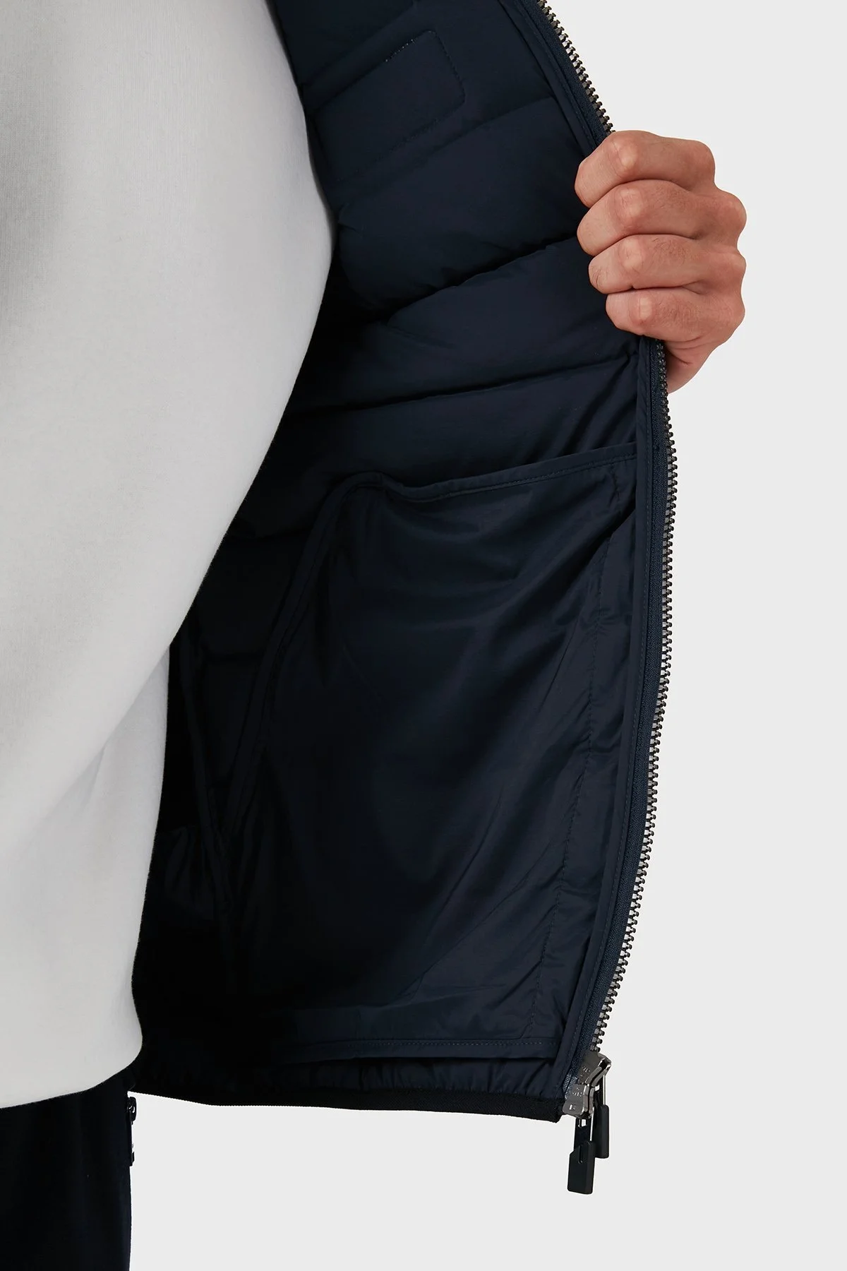 EA7 % 100 Kuş Tüyü Dolgulu Şişme Erkek Yelek 6DPQ02 PNHAZ 1562 LACİVERT - 6