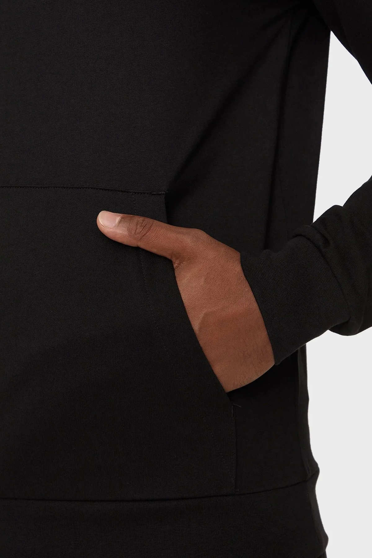 EA7 % 100 Pamuklu Regular Fit Kapüşonlu Erkek Sweat 8NPM32 PJVRZ 0208 SİYAH - 5