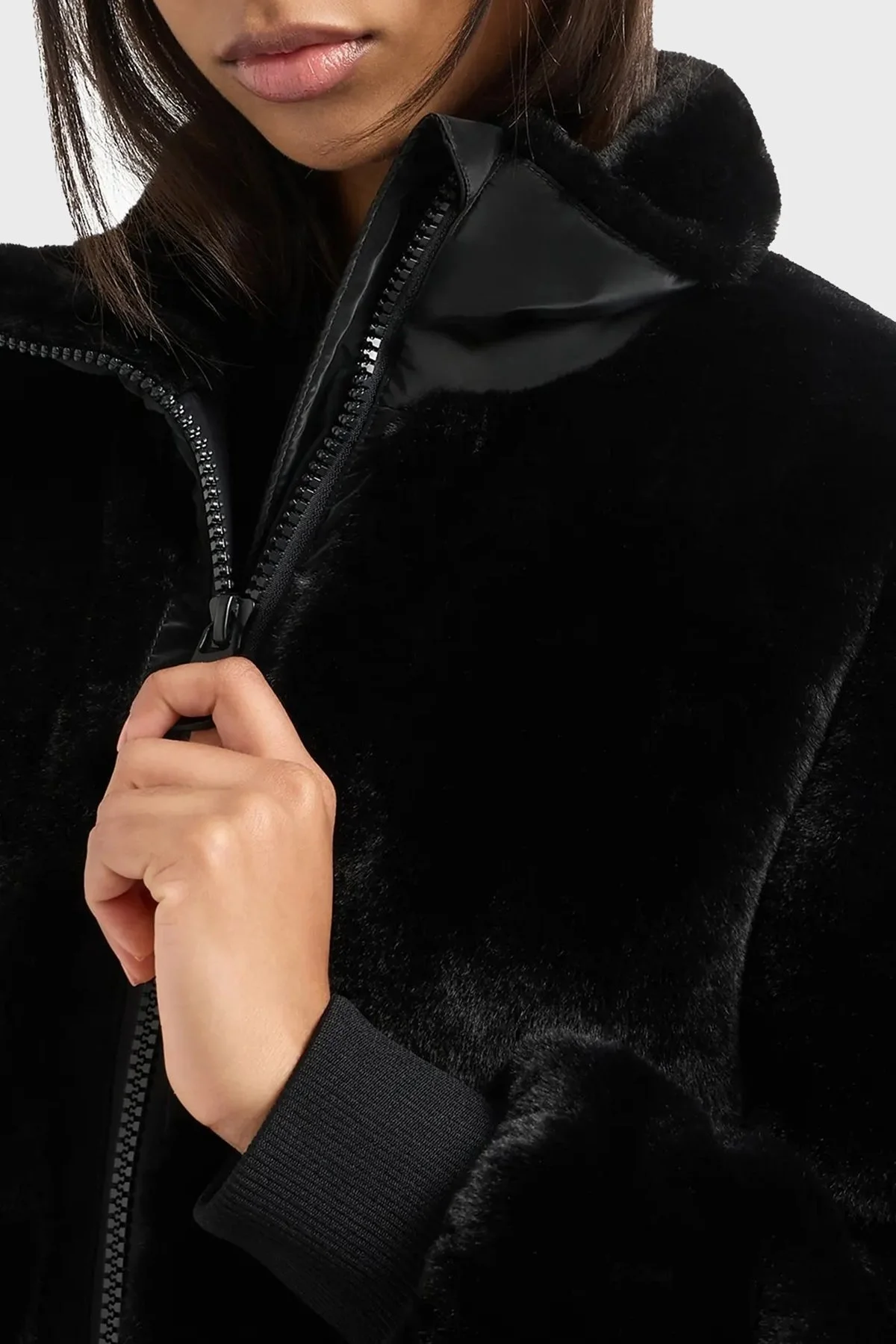 EA7 Astarlı Regular Fit Dik Yaka Yumuşak Dokulu Fermuarlı Teddy Bayan Ceket 6DTB15 TNGEZ 1200 SİYAH - 4