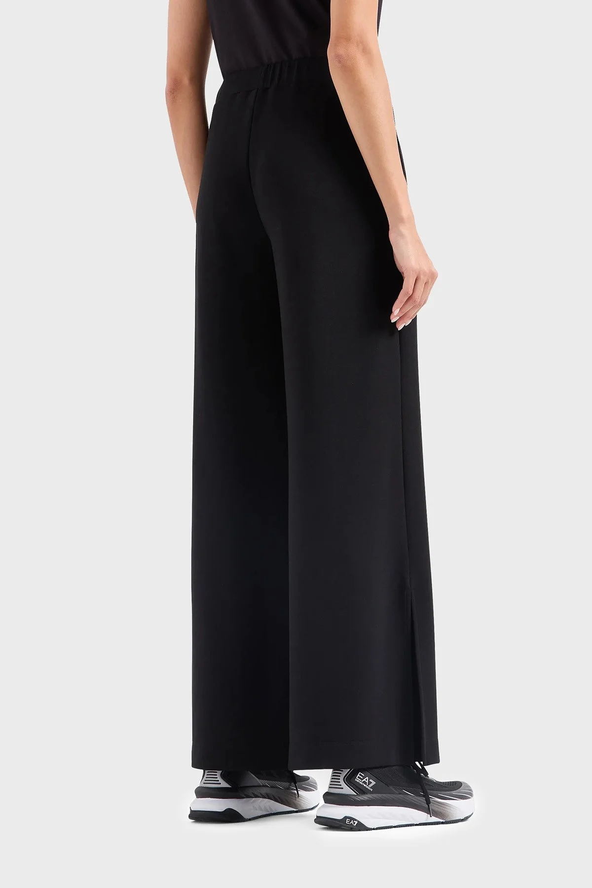 EA7 İnterlok Relaxed Fit Yırtmaçlı Spor Bayan Pantolon 3DTP76 TJUDZ 1200 SİYAH - 2