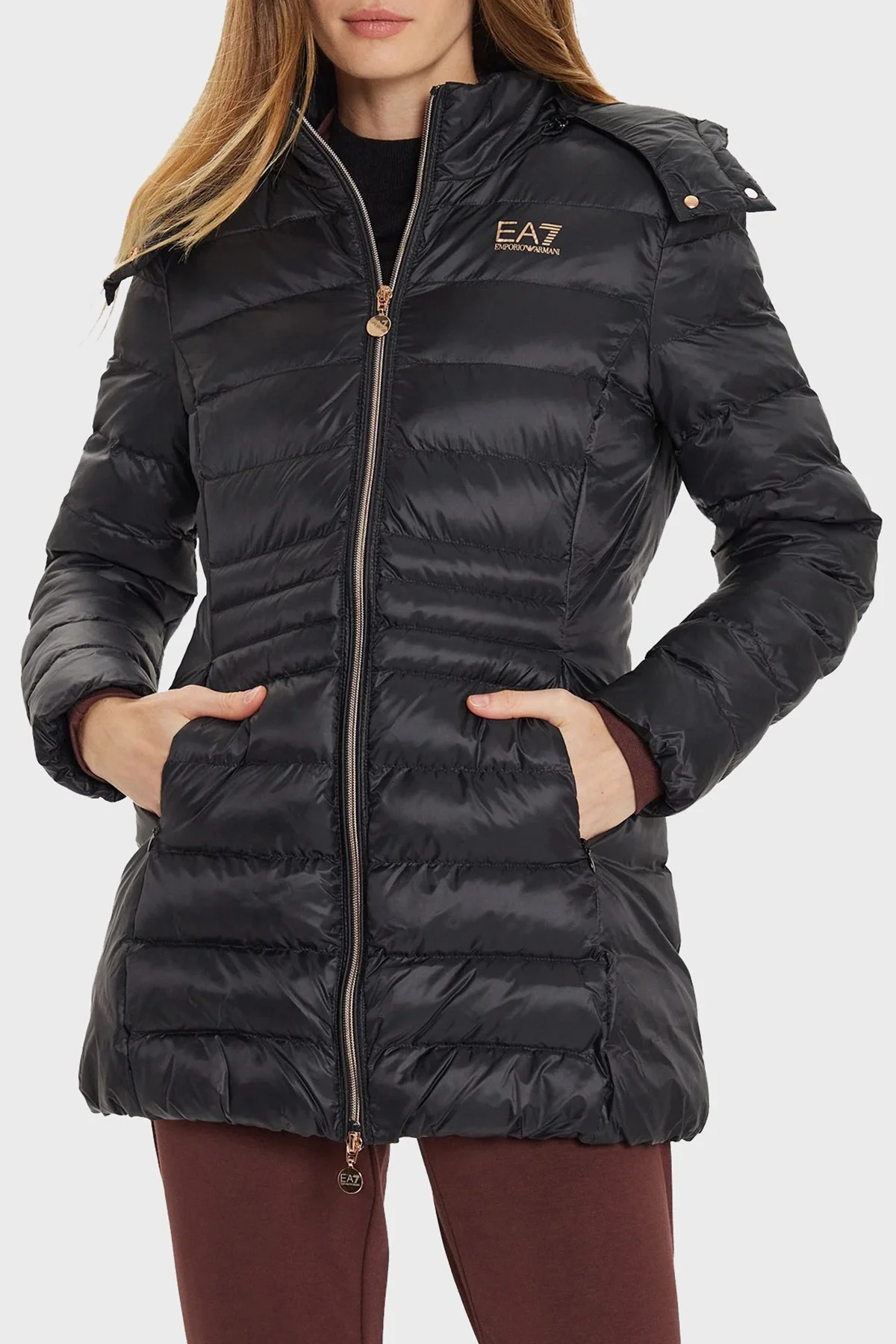 EA7 Kapitoneli Regular Fit Çıkarılabilir Kapüşonlu Şişme Kadın Mont 6DTK01 TN88Z 0210 SİYAH - 1