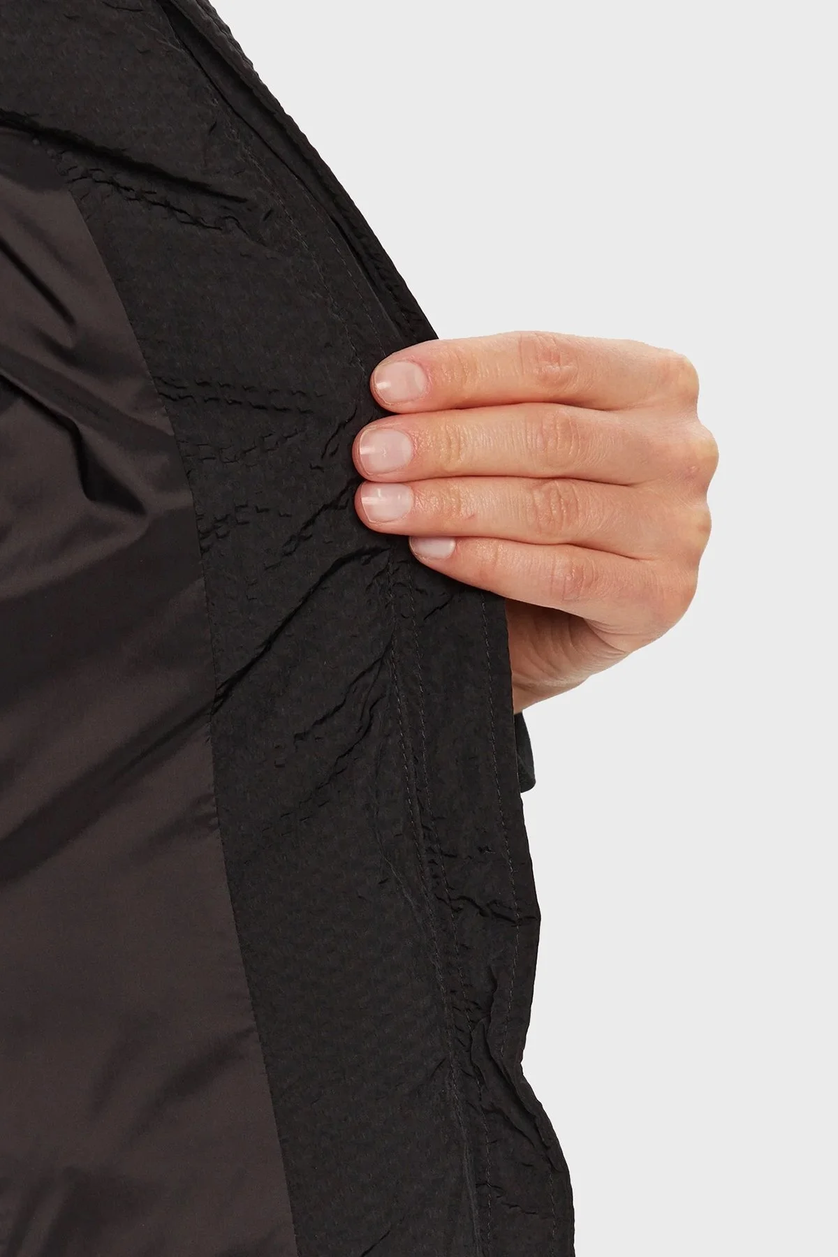 EA7 Kapitoneli Slim Fit Kemerli Gizli Kapüşonlu Şişme Bayan Mont 6DTB11 TNGCZ 1200 SİYAH - 5