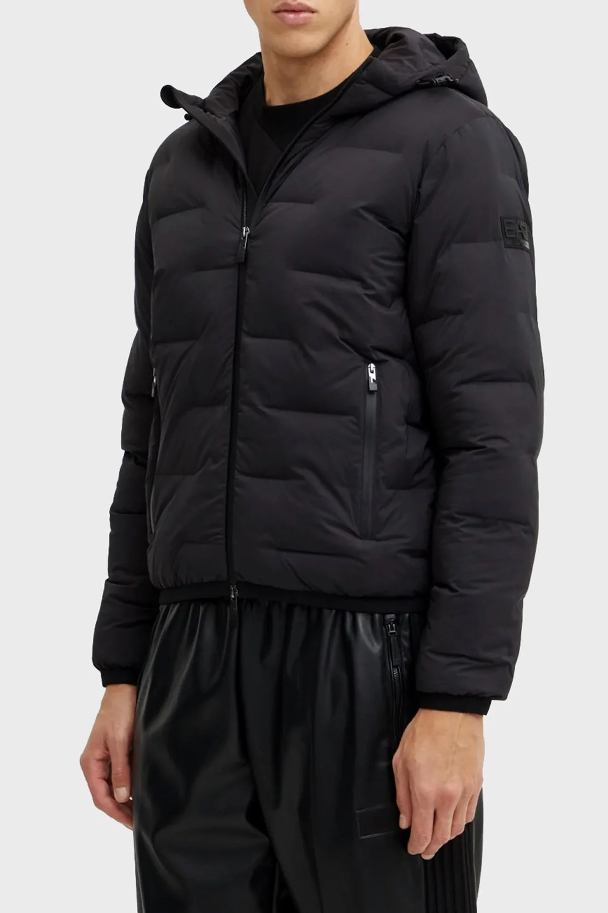 EA7 Kapitoneli Su İtici Regular Fit Kapüşonlu Şişme Erkek Mont 6DPB64 PNHHZ 1200 SİYAH - 1