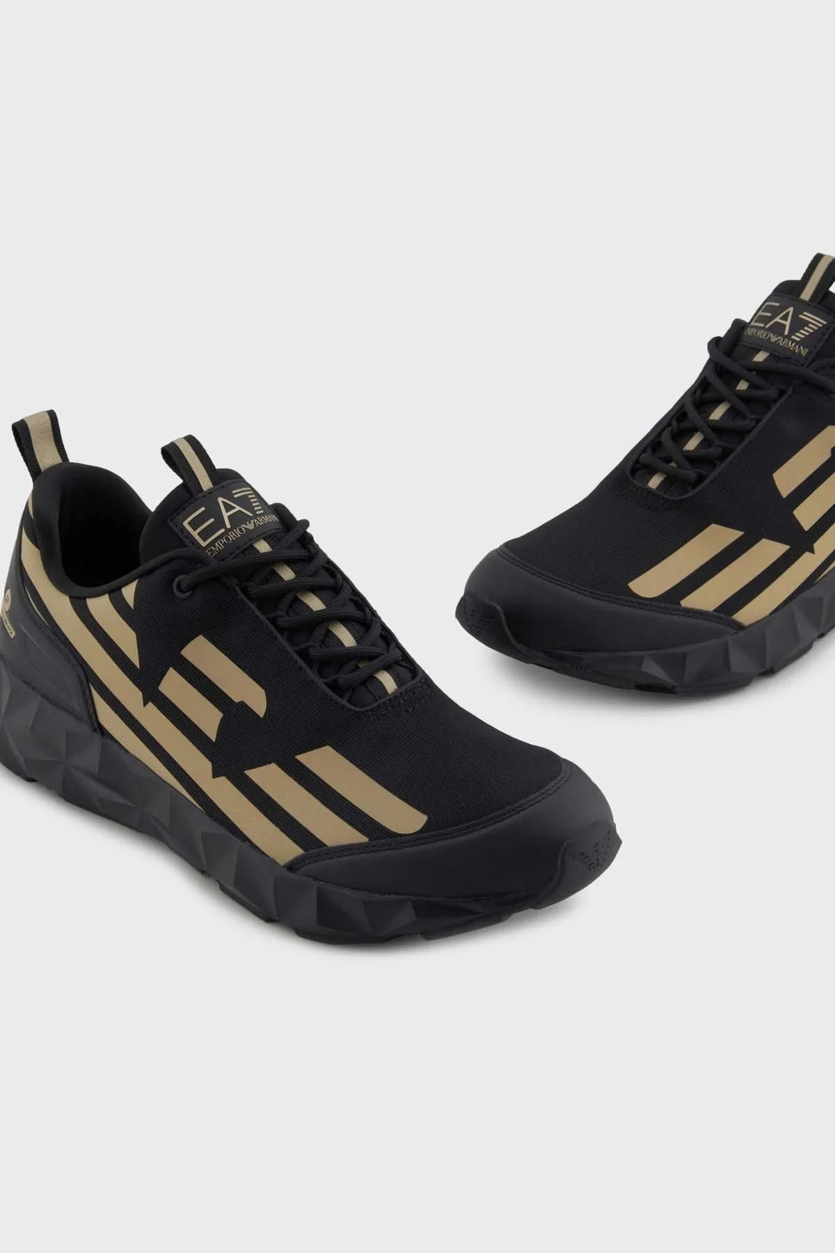 EA7 Kartal Logolu Sneaker Unisex Ayakkabı X8X217 XK433 R969 SİYAH-GOLD - 10