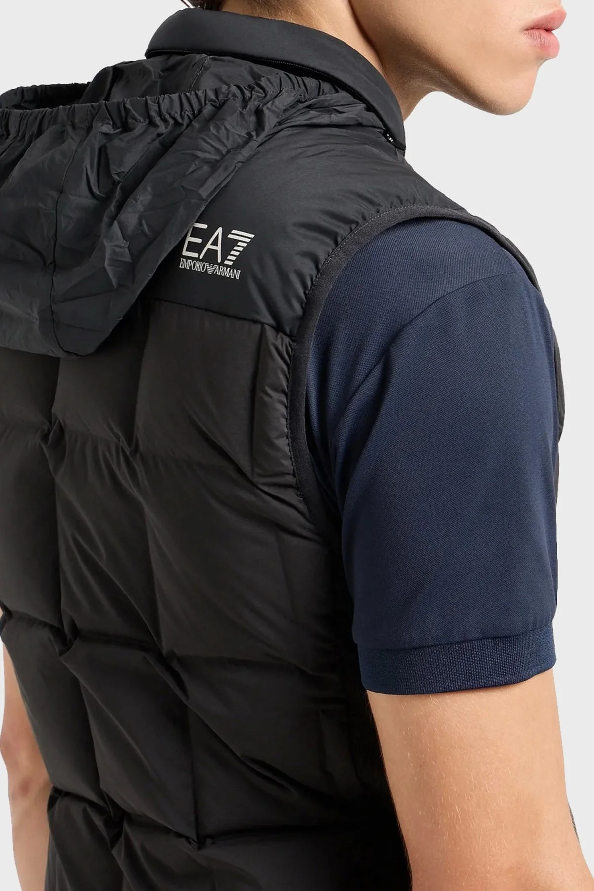 EA7 Kuş Tüyü Dolgulu Gizli Kapüşonlu Slim Fit Şişme Erkek Yelek 6DPQ08 PNGKZ 1200 SİYAH - 2