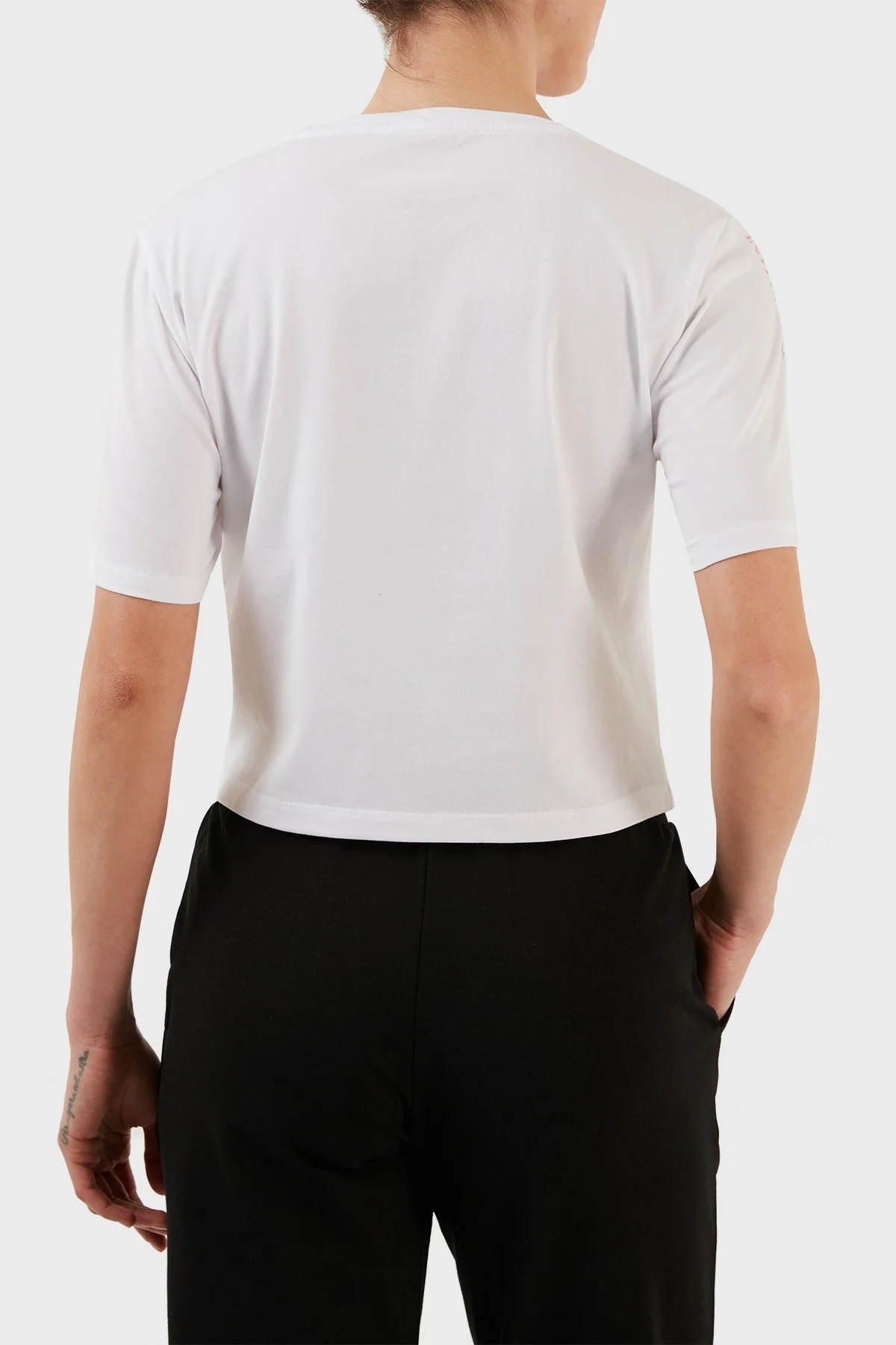 EA7 Logo Bantlı Bisiklet Yaka Pamuklu Regular Fit Bayan T Shirt 3RTT14 TJFKZ 0193 BEYAZ - 5