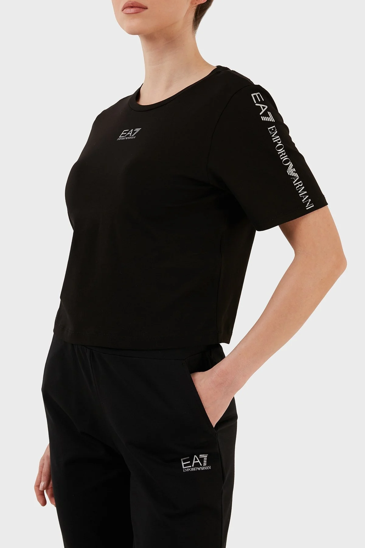 EA7 Logo Bantlı Bisiklet Yaka Pamuklu Regular Fit Bayan T Shirt 3RTT14 TJFKZ 0200 SİYAH - 2