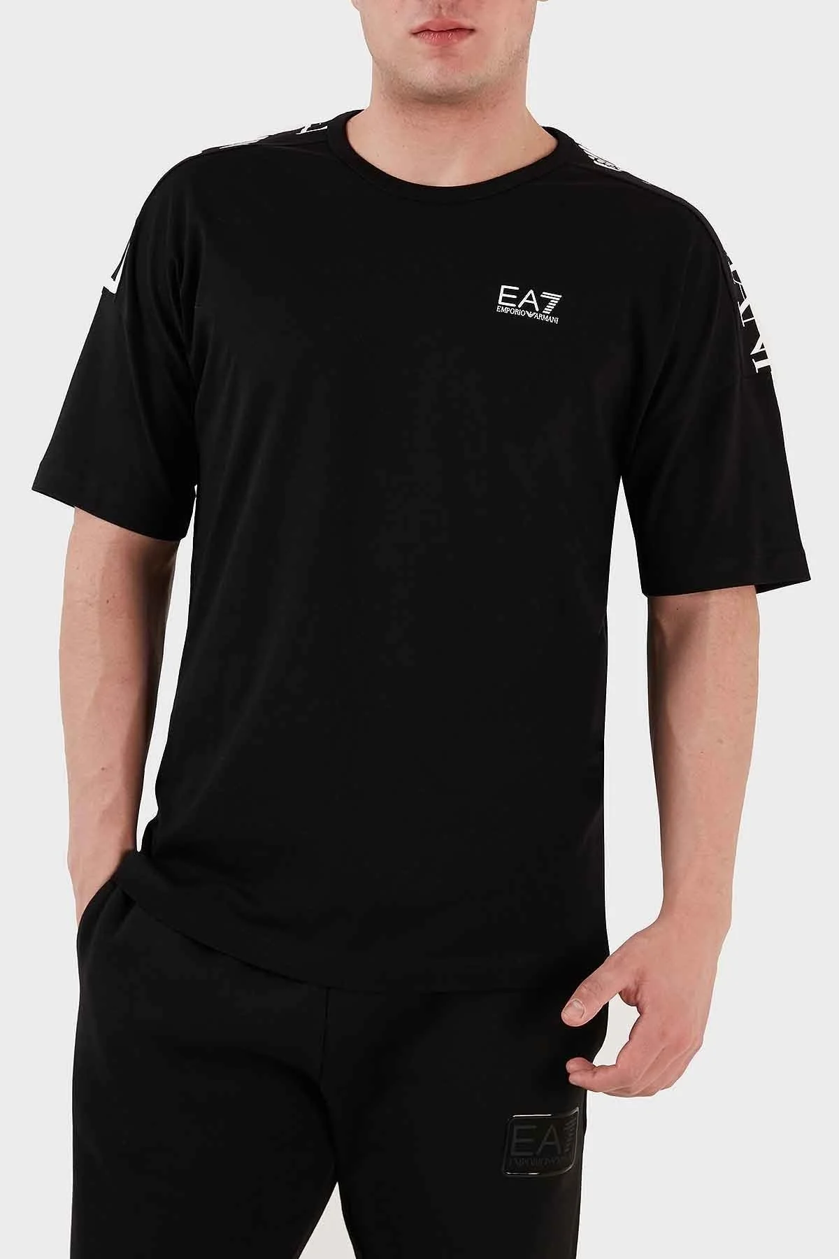 EA7 Logolu % 100 Pamuk Bisiklet Yaka Regular Fit Erkek T Shirt 6LPT23 PJ7CZ 0203 SİYAH - 1