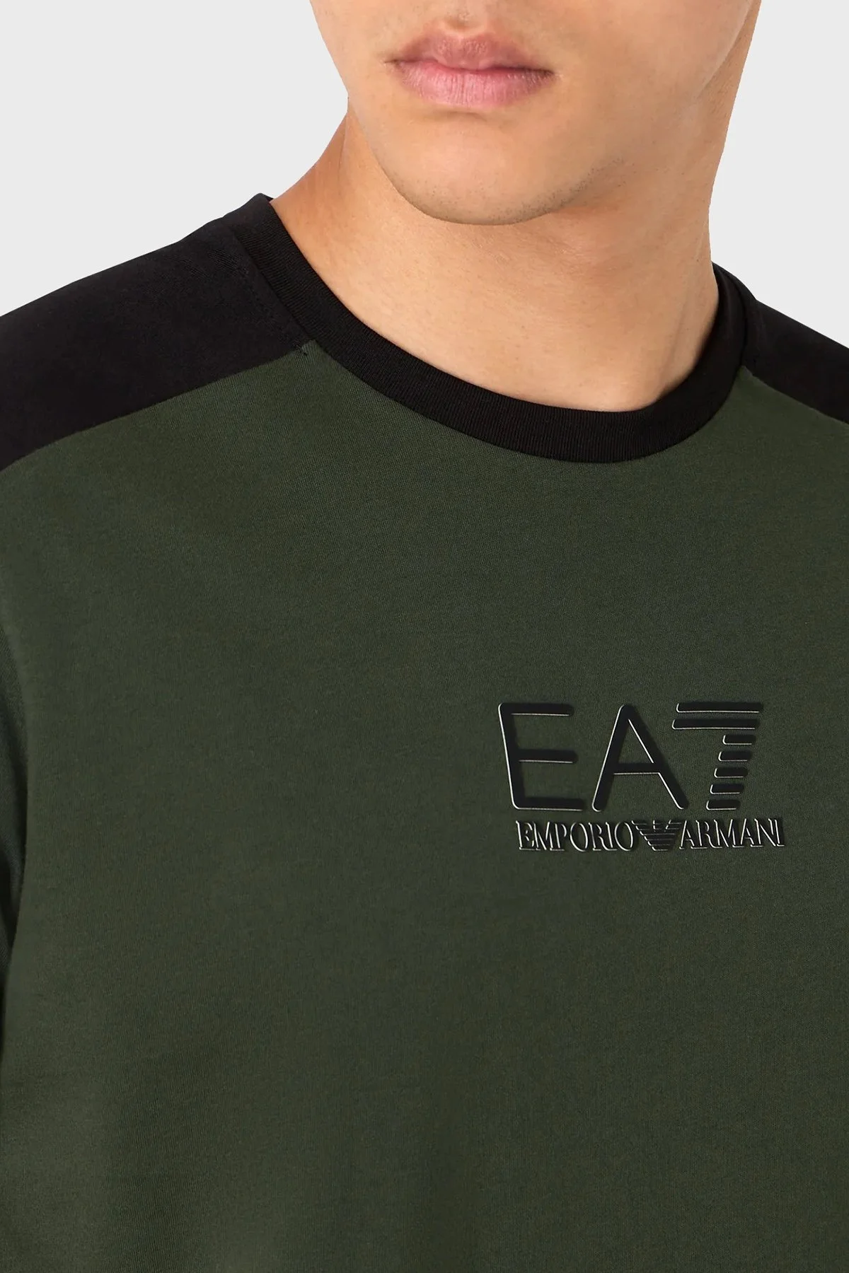 EA7 Logolu Bisiklet Yaka % 100 Pamuk Regular Fit Erkek T Shirt 6RPT15 PJ02Z 1845 SİYAH-HAKİ - 3