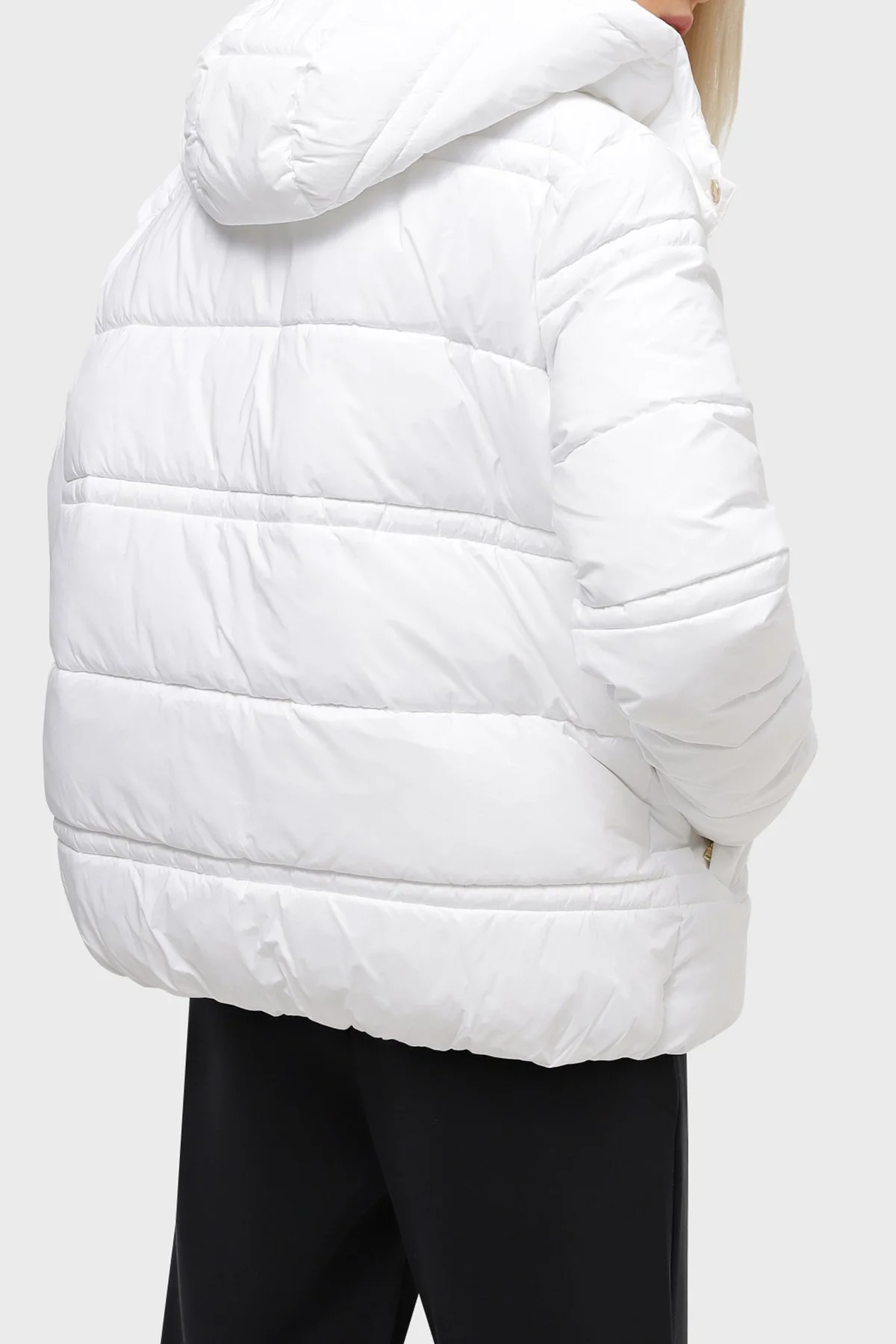 EA7 Logolu Çıkarılabilir Kapüşonlu Regular Fit Kadın Mont 6RTB09 TNDAZ 1100 BEYAZ - 3