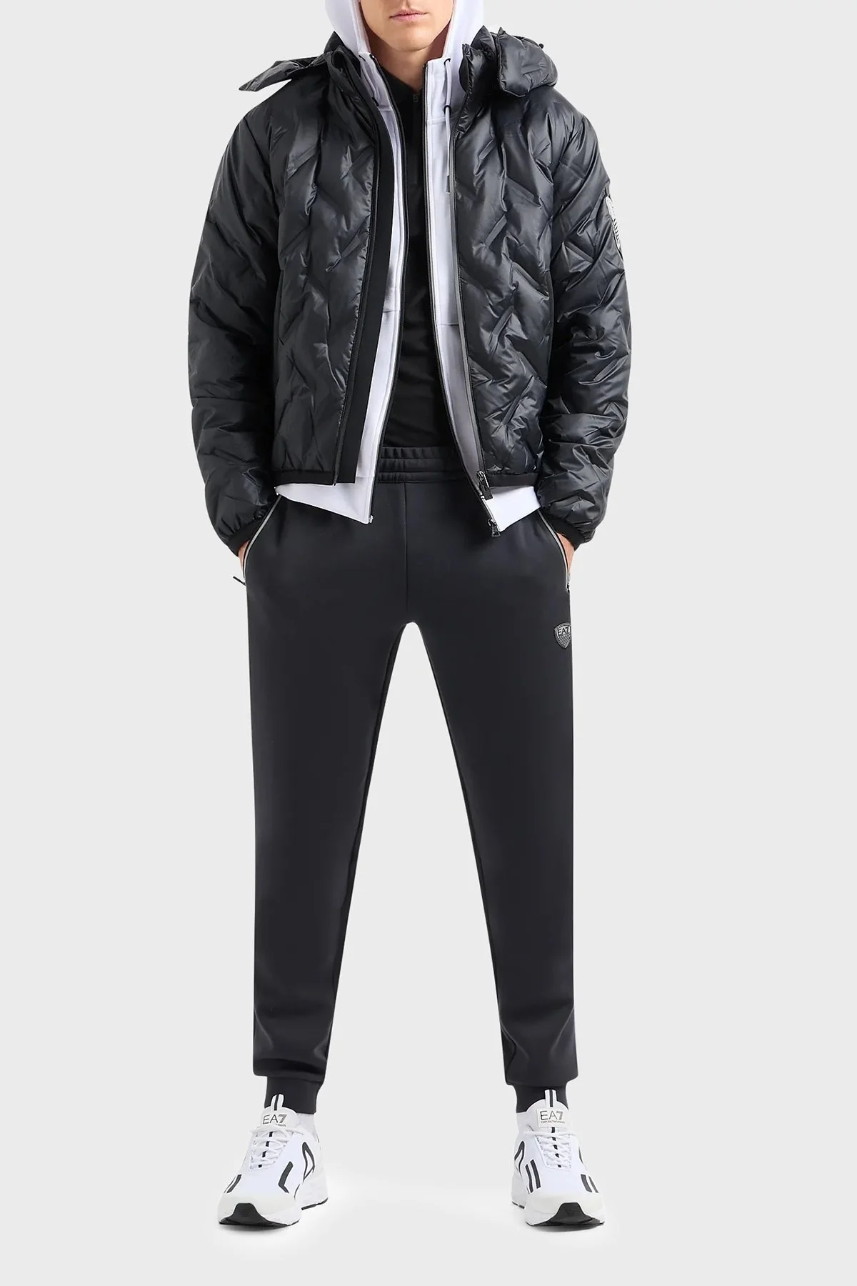 EA7 Logolu Çıkarılabilir Kapüşonlu Şişme Erkek Mont 6RPB64 PN8MZ 1200 SİYAH - 2