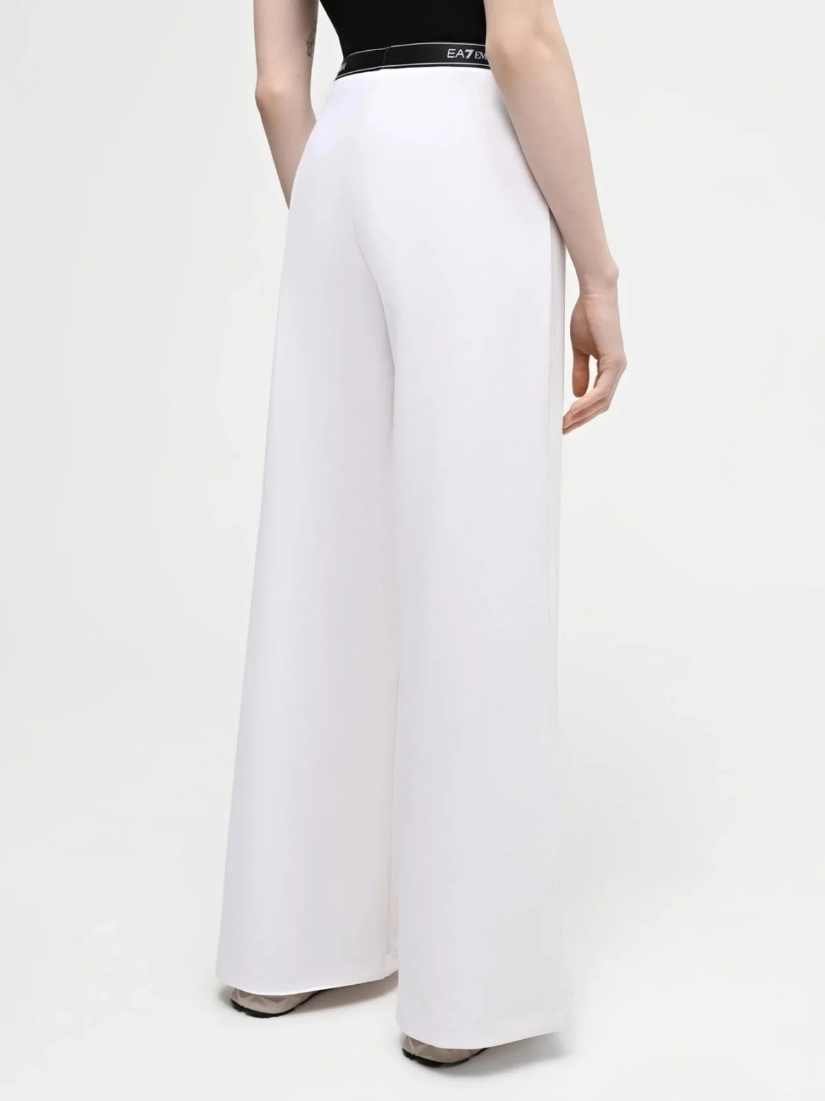 EA7 Logolu Elastik Bel Bantlı Geniş Paça Bayan Pantolon 3DTP70 TJDCZ 1100 BEYAZ - 2
