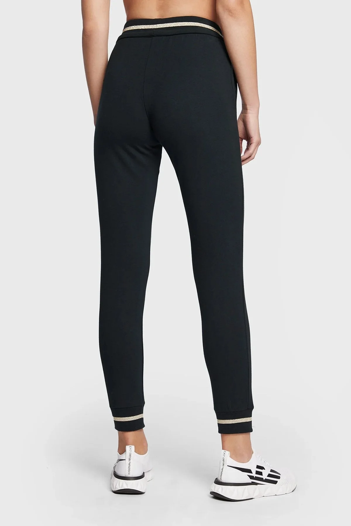 EA7 Logolu Fermuarlı Pamuklu Kapüşonlu Regular Fit Bayan Eşofman Takımı 6LTV53 TJCQZ 24BD SİYAH-PEMBE - 5