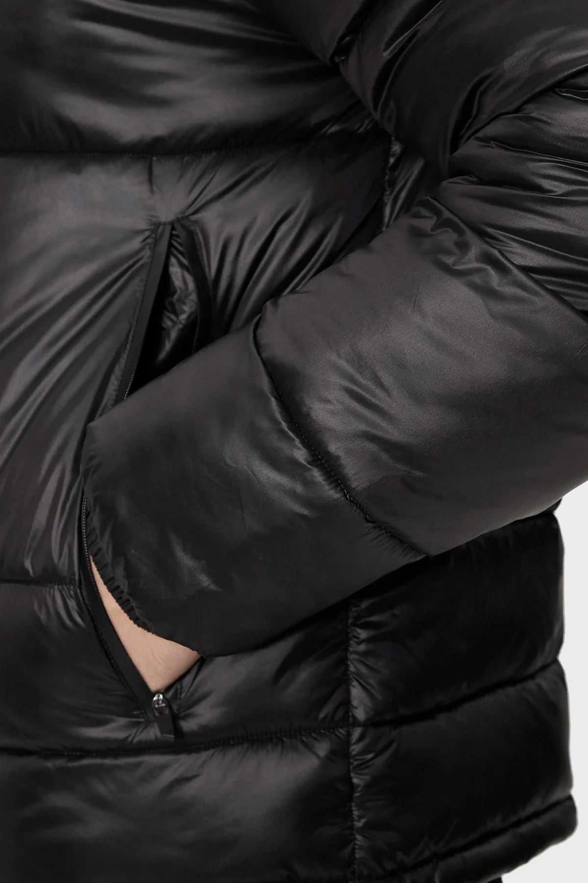 EA7 Logolu Kapitoneli Regular Fit Kapüşonlu Şişme Erkek Mont 6DPB71 PN2MZ 1200 SİYAH - 12