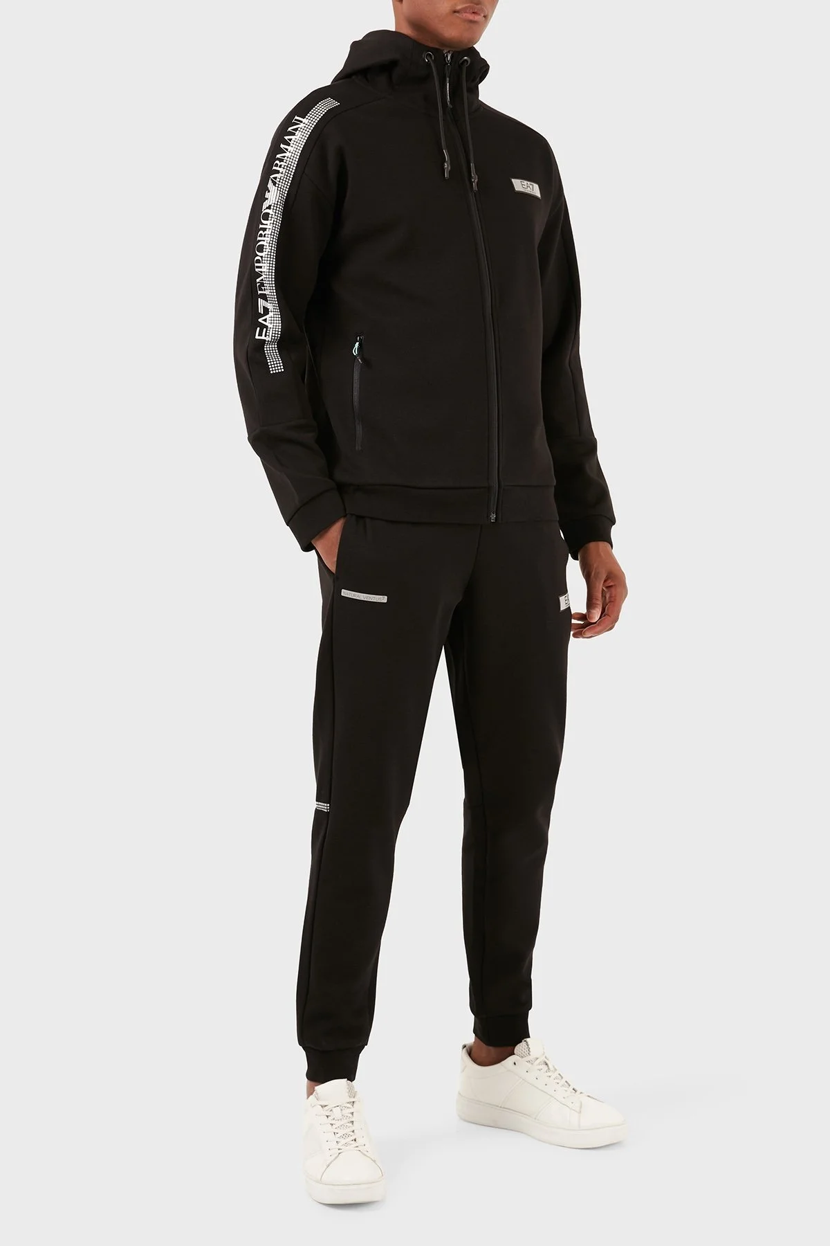 EA7 Logolu Pamuk Karışımlı Kapüşonlu Fermuarlı Cepli Erkek Eşofman Takımı 3DPV61 PJUWZ 1200 SİYAH - 1