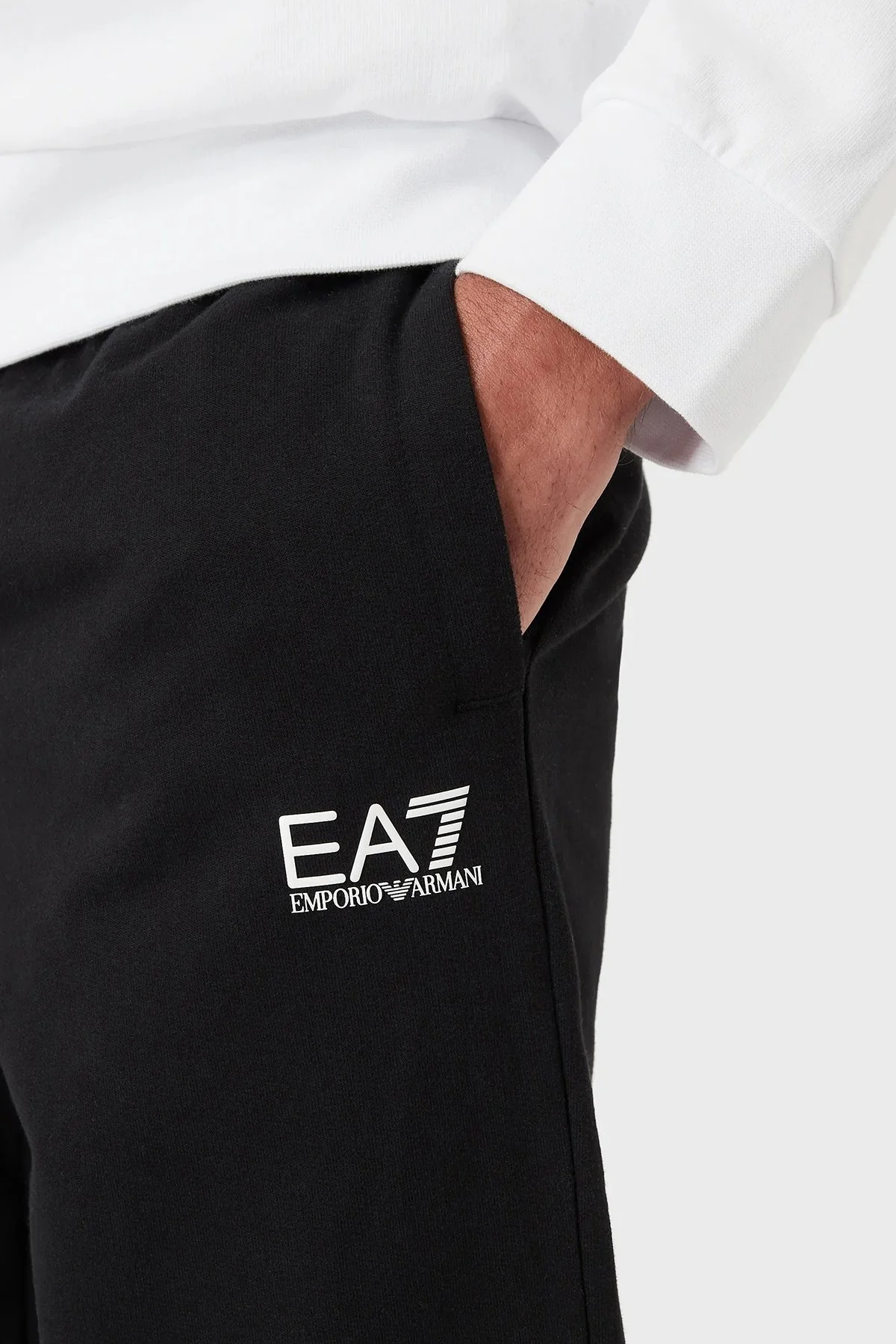 EA7 Logolu Pamuklu Fermuarlı Kapüşonlu Yaka Regular Fit Erkek Eşofman Takımı 8NPV80 PJ05Z 22BA BEYAZ-SİYAH - 6