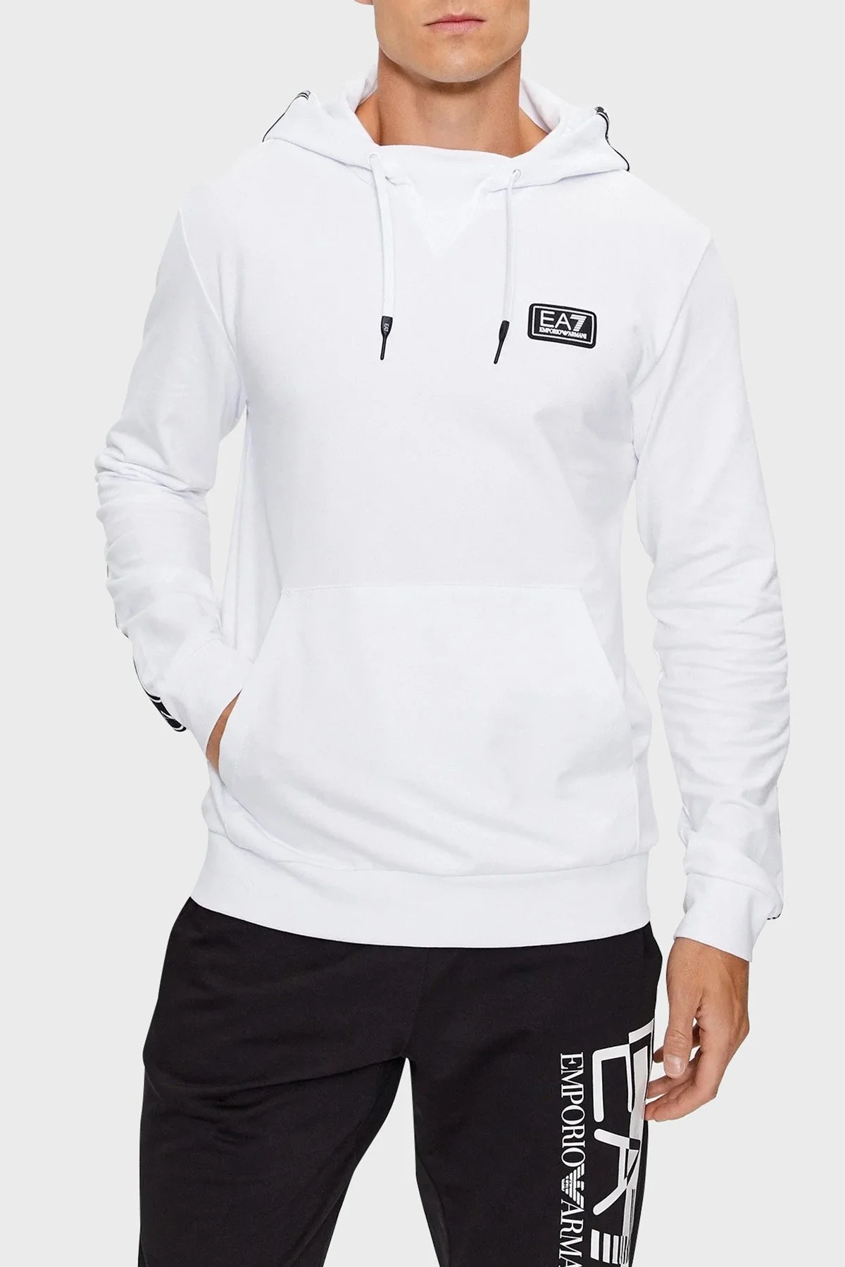 EA7 Logolu Pamuklu Regular Fit Kapüşonlu Erkek Sweat 6RPM13 PJ05Z 1100 BEYAZ - 1