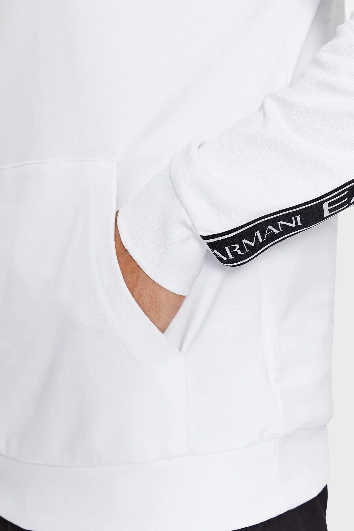 EA7 Logolu Pamuklu Regular Fit Kapüşonlu Erkek Sweat 6RPM13 PJ05Z 1100 BEYAZ - 5