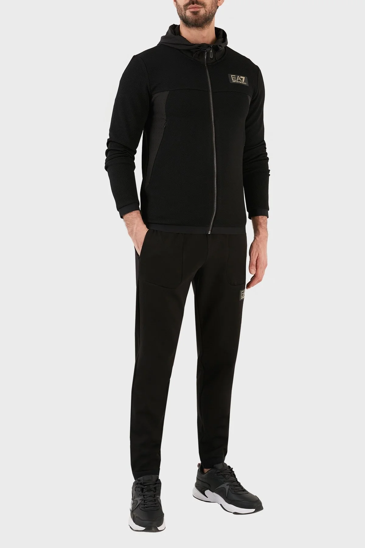 EA7 Logolu Pamuklu Regular Fit Cepli Jogger Spor Erkek Pantolon 3RPP67 PJFAZ 1200 SİYAH - 1