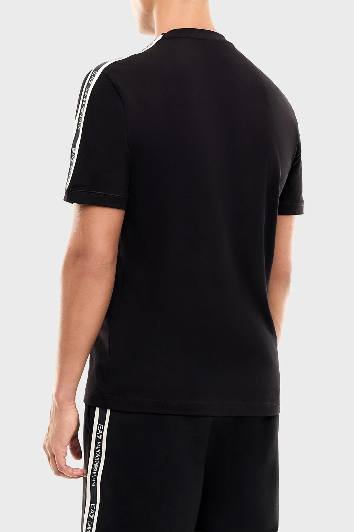 EA7 Logolu Pamuklu Regular Fit Yuvarlak Yaka Erkek T Shirt 7M002189 AF10373 UC001 Siyah - 4
