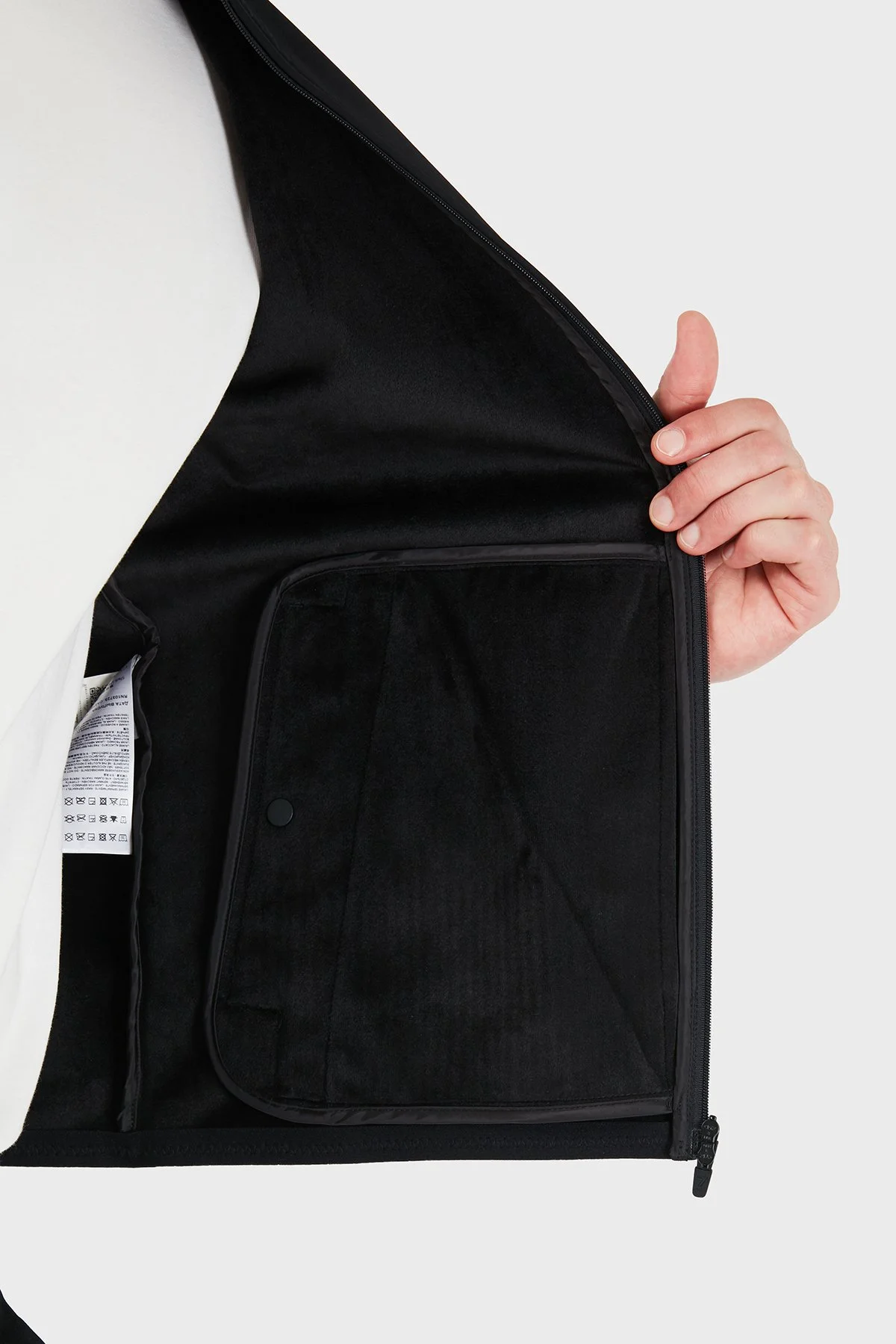 EA7 Logolu Regular Fit Dik Yaka Fermuarlı Erkek Sweat 7M002481 AF26523 UC001 Siyah - 7
