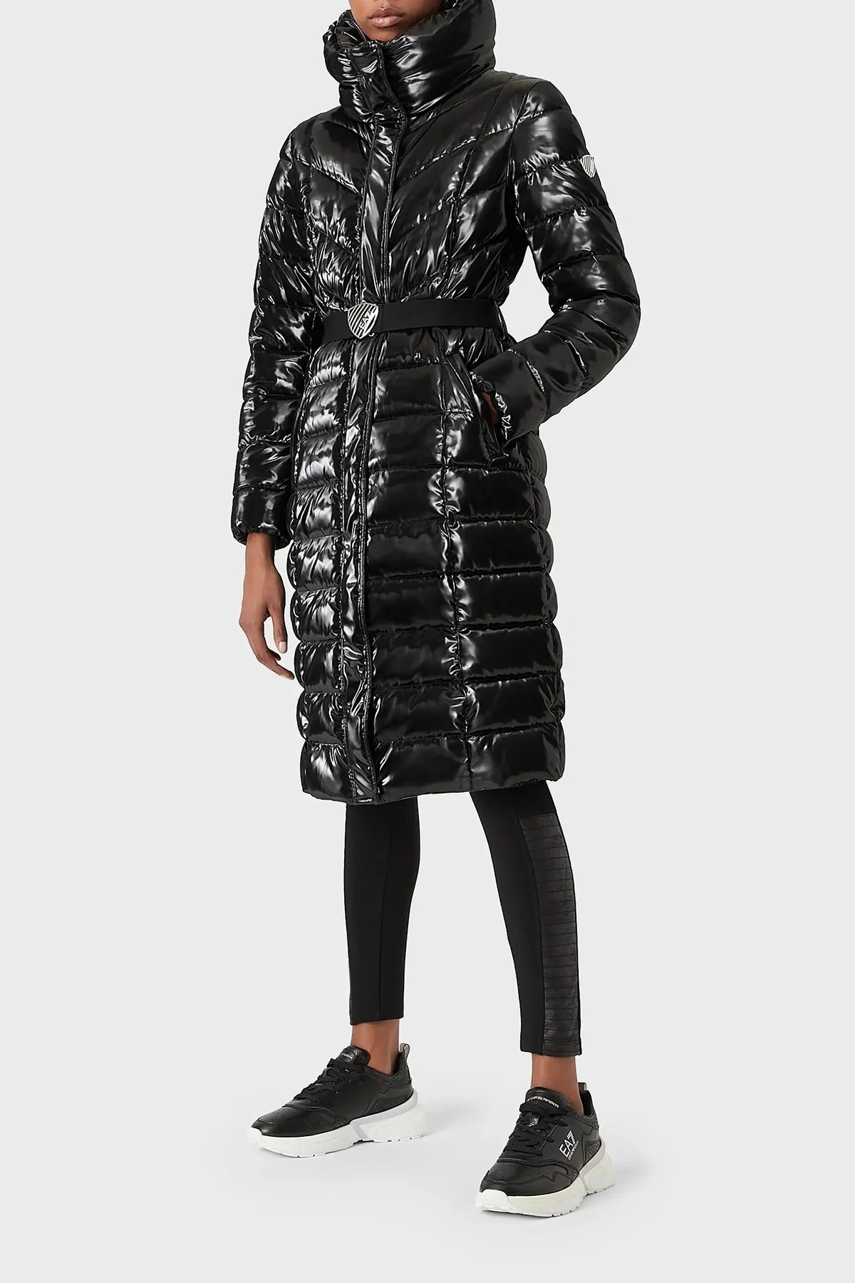 EA7 Logolu Regular Fit Parlak Görünümlü Cepli Kemerli Uzun Bayan Mont 6LTL04 TNAUZ 1200 SİYAH - 1