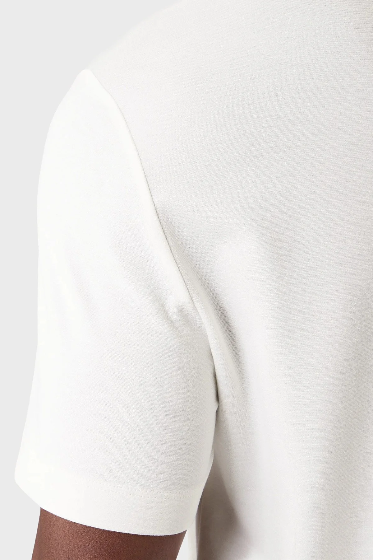 EA7 Logolu Regular Fit Yuvarlak Yaka Erkek T Shirt 7M001331 AF13739 U0004 BEYAZ - 5