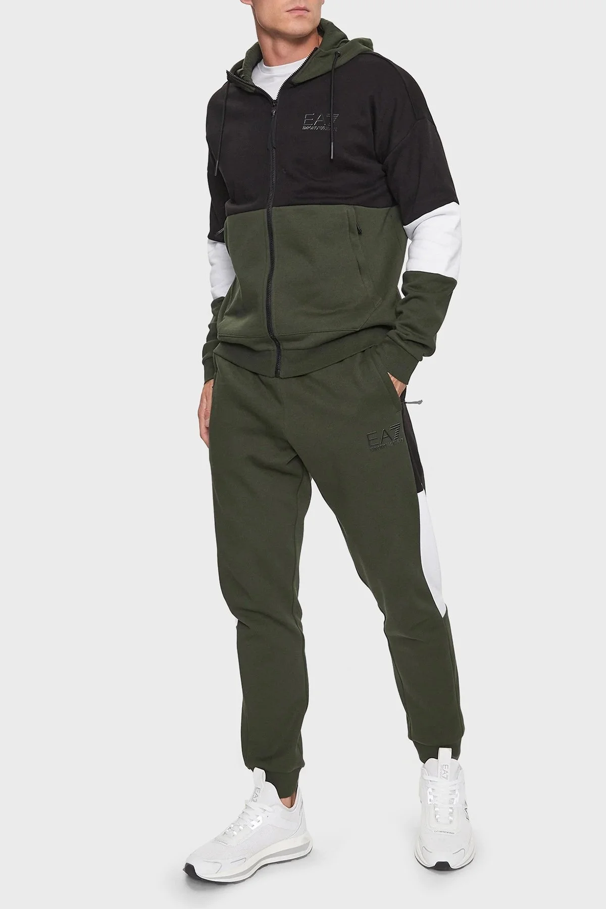 EA7 Logolu Renk Bloklu Kapüşonlu Fermuarlı Regular Fit Erkek Eşofman Takımı 6RPV55 PJ07Z 1845 SİYAH-HAKİ - 1