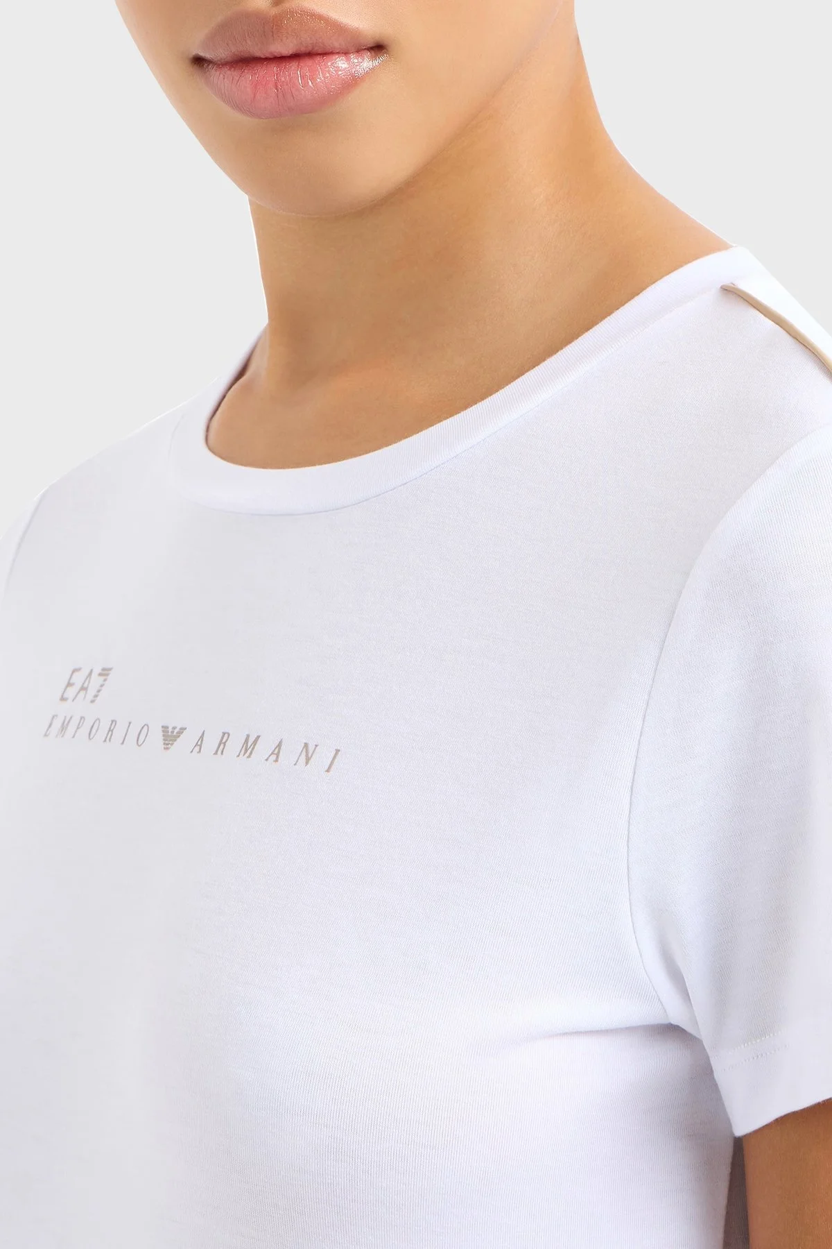 EA7 Logolu Slim Fit Bisiklet Yaka Kadın T Shirt 7W000274 AF12945 U0002 BEYAZ - 4