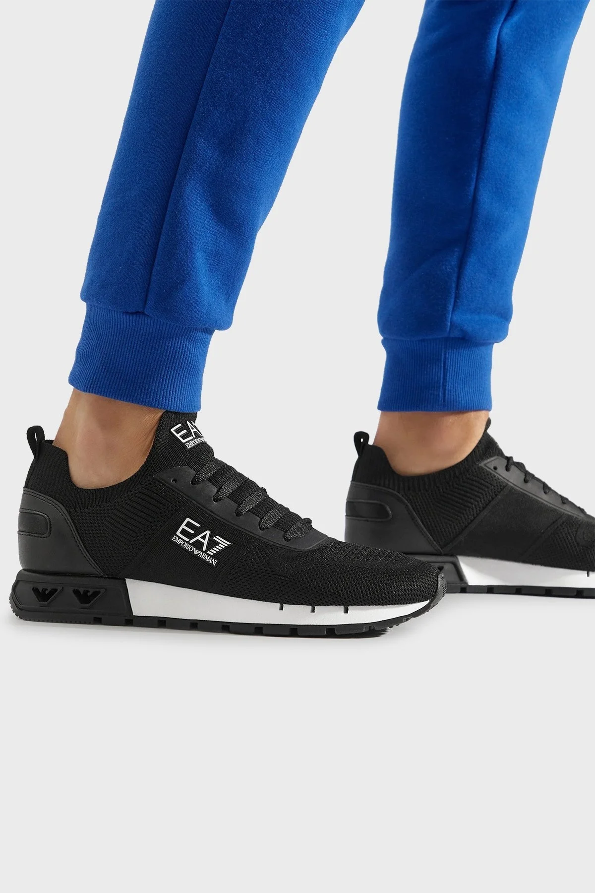 EA7 Logolu Sneaker Unisex Ayakkabı X8X171 XK373 N181 SİYAH-BEYAZ - 2