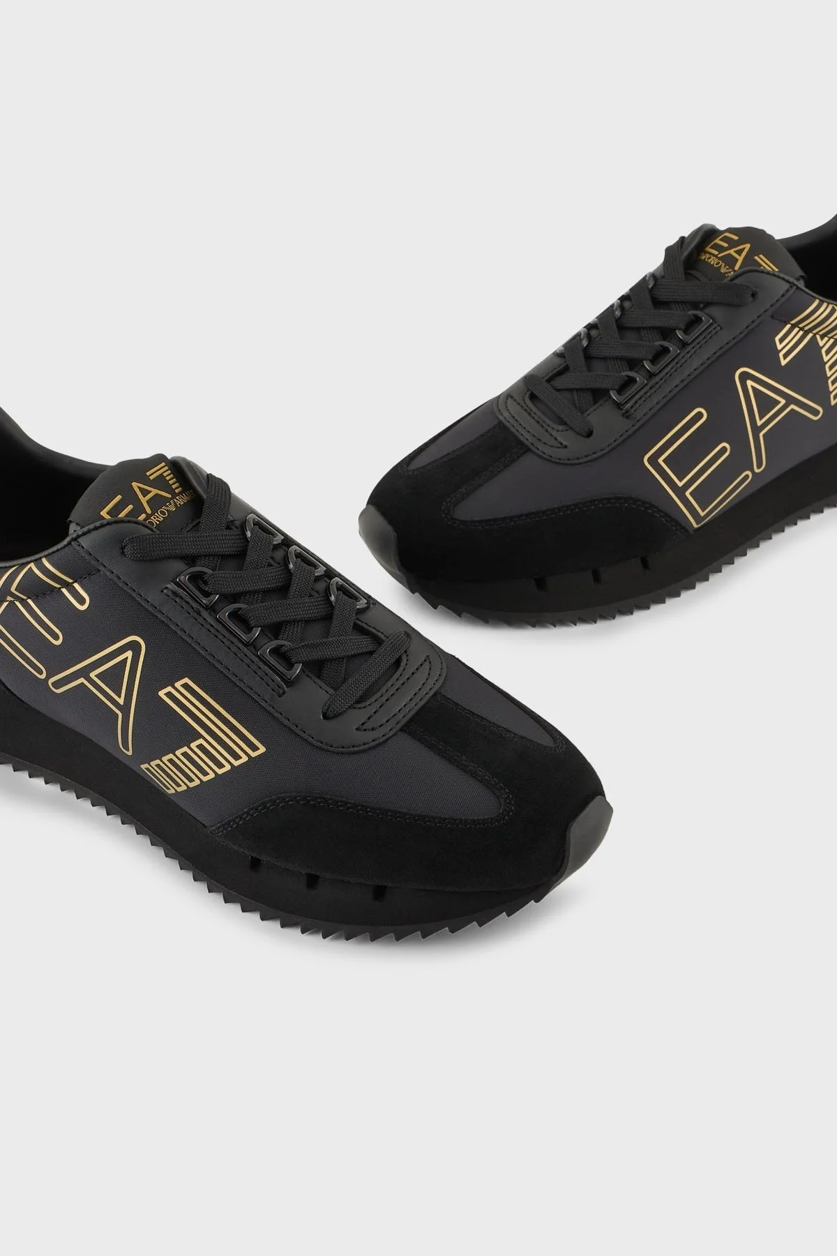 EA7 Logolu Süet Detaylı Sneaker Unisex Ayakkabı X8X101 XK257 M701 SİYAH-GOLD - 10