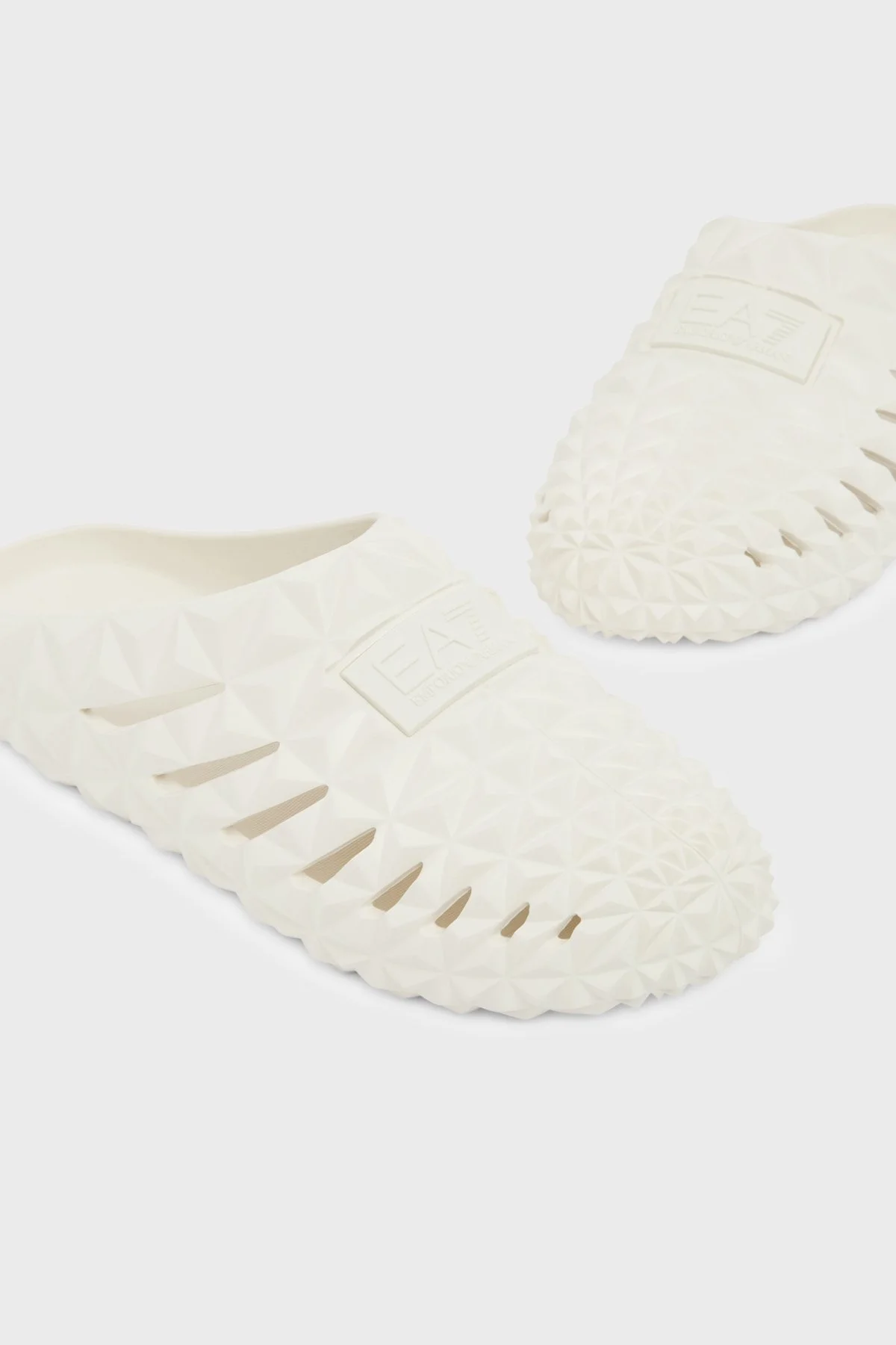 EA7 Logolu Unisex Terlik 7X000665 AF23652 U1060 BEYAZ - 4