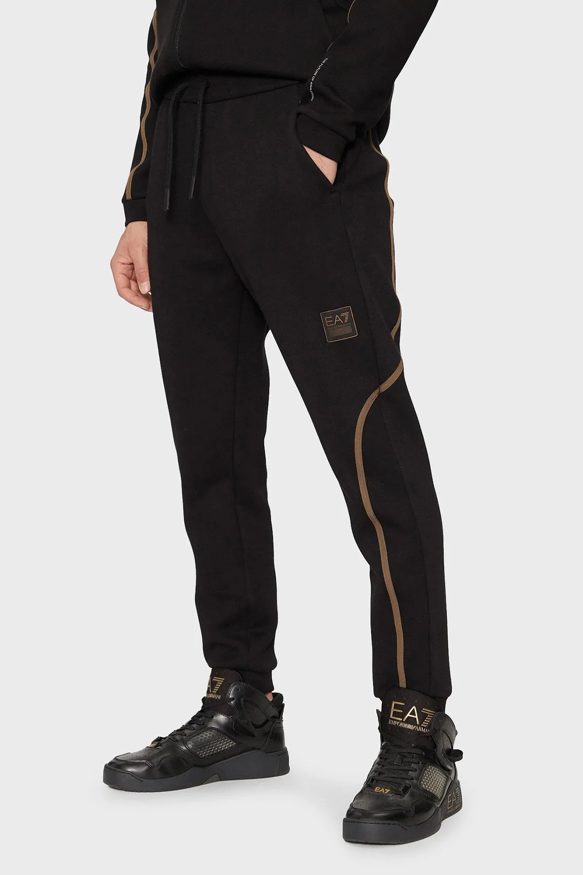 EA7 Pamuk Karışımlı Regular Fit Logolu Erkek Eşofman Takımı 6DPV62 PJODZ 1200 SİYAH - 4