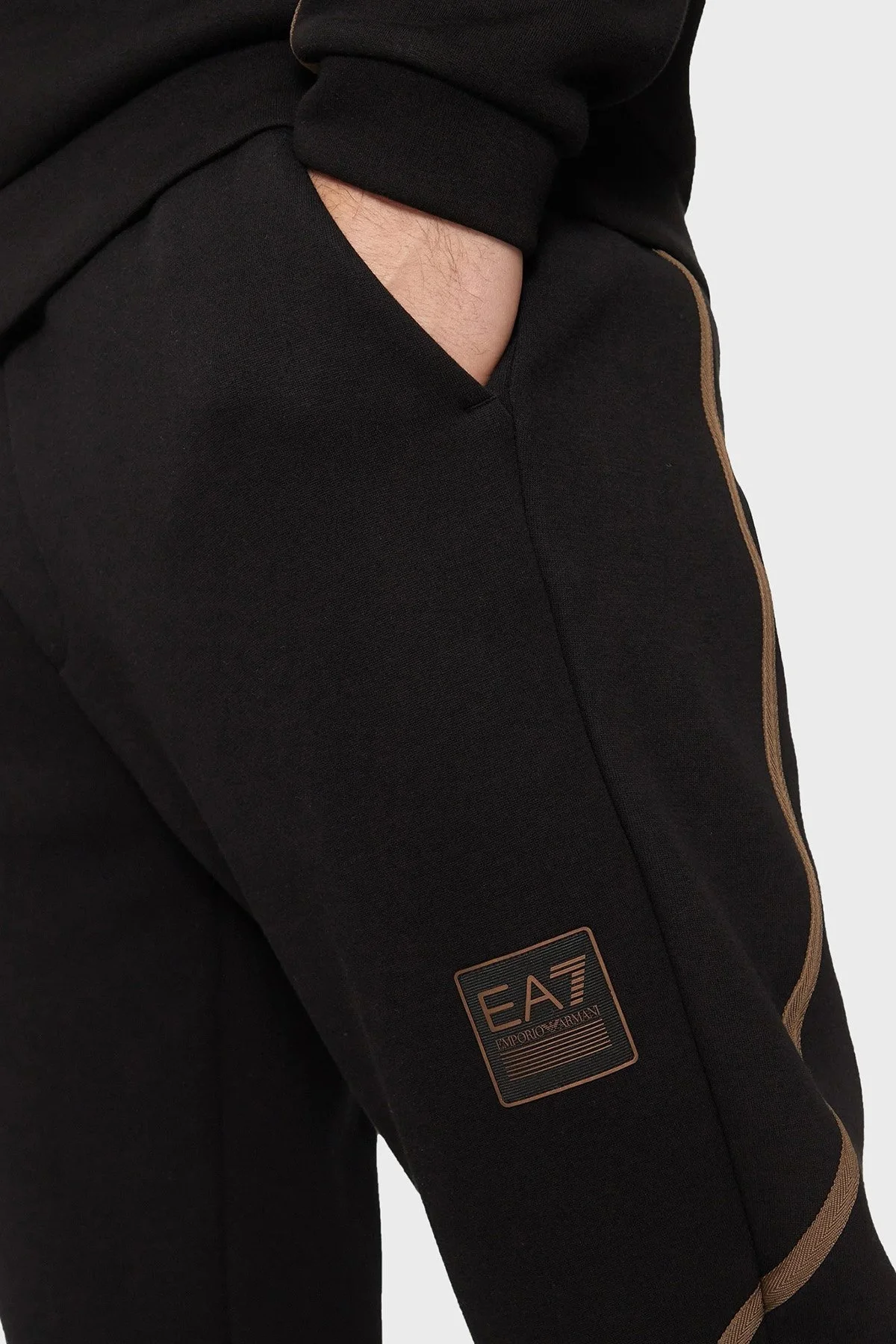 EA7 Pamuk Karışımlı Regular Fit Logolu Erkek Eşofman Takımı 6DPV62 PJODZ 1200 SİYAH - 6
