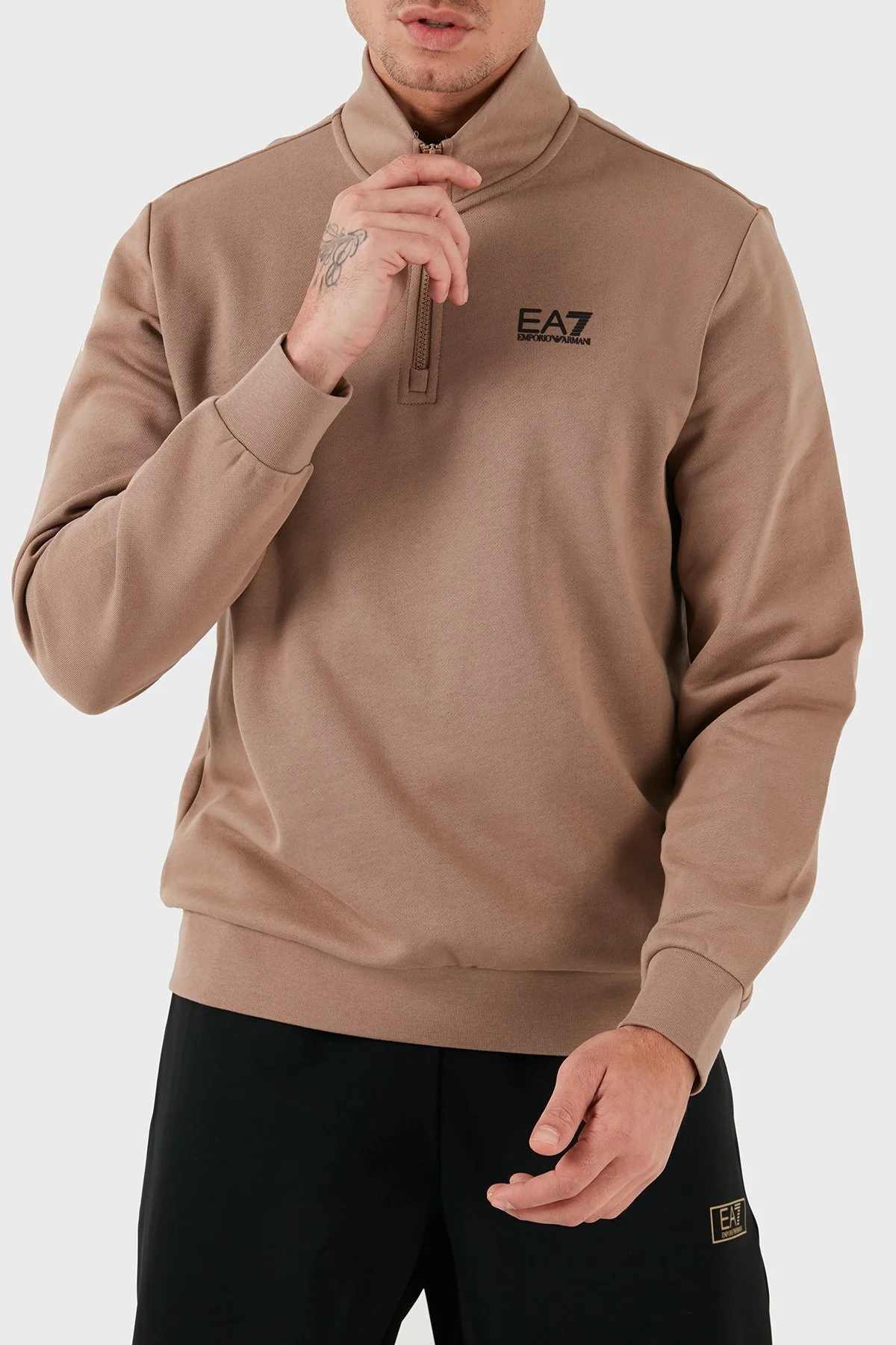 EA7 Pamuk Karışımlı Regular Fit Yarım Fermuarlı Dik Yaka Erkek Sweat 8NPM35 PJVTZ 1745 SÜTLÜ KAHVE - 12