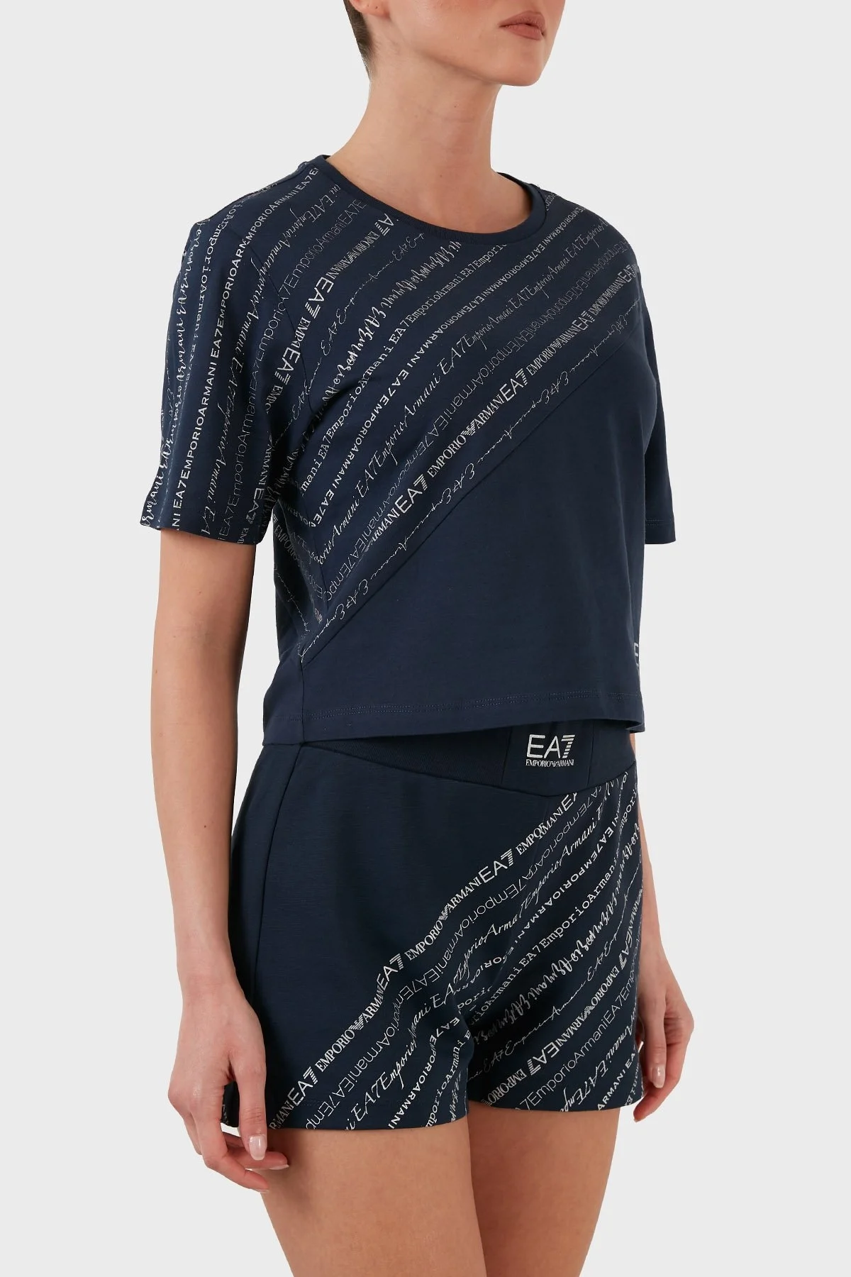 EA7 Pamuklu Baskılı Regular Fit Crop Bayan T Shirt 3LTT11 TJAQZ 1554 LACİVERT - 3