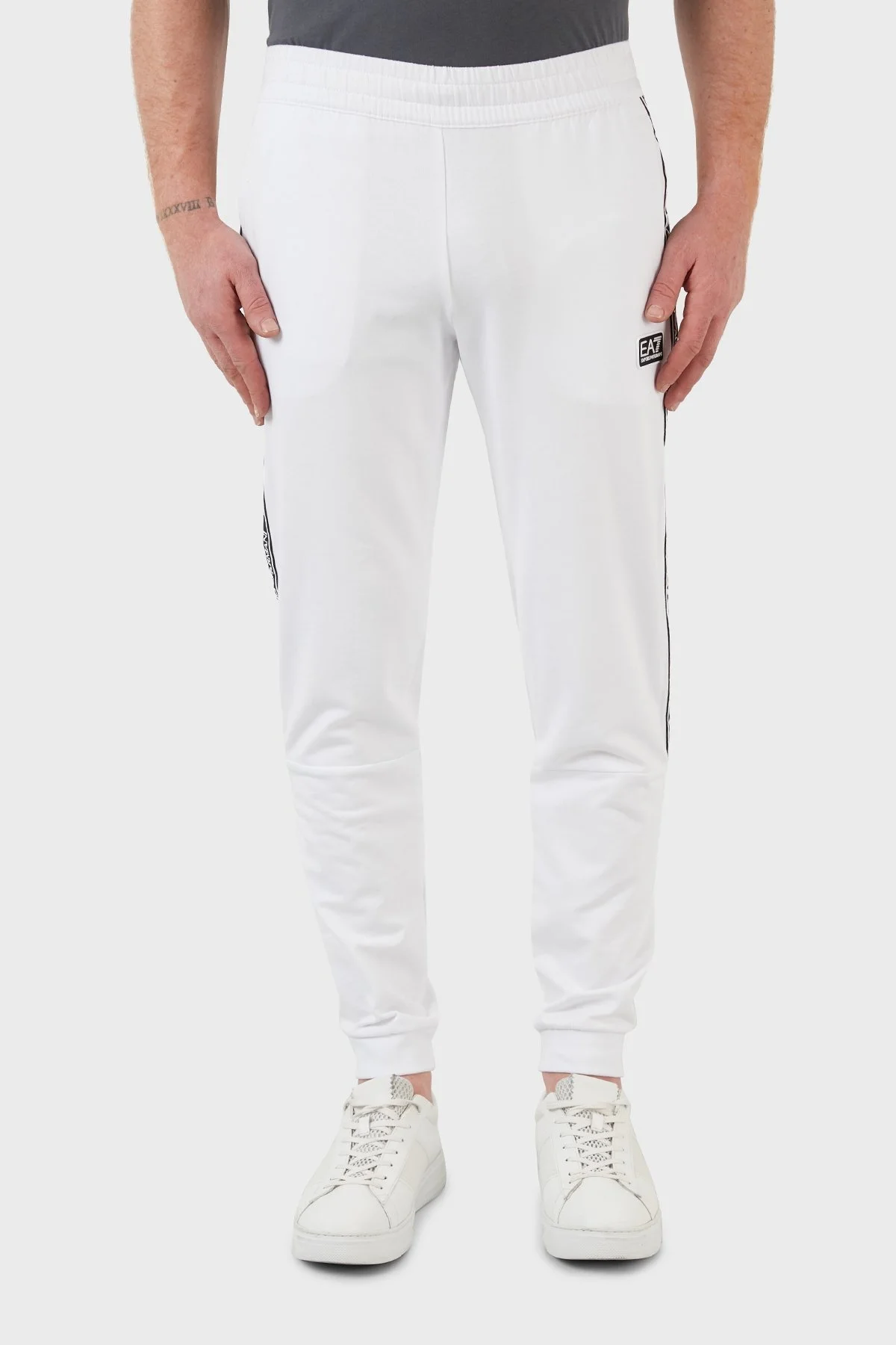 EA7 Pamuklu Cepli Regular Fit Jogger Spor Erkek Pantolon 3LPP67 PJ05Z 0100 BEYAZ - 2