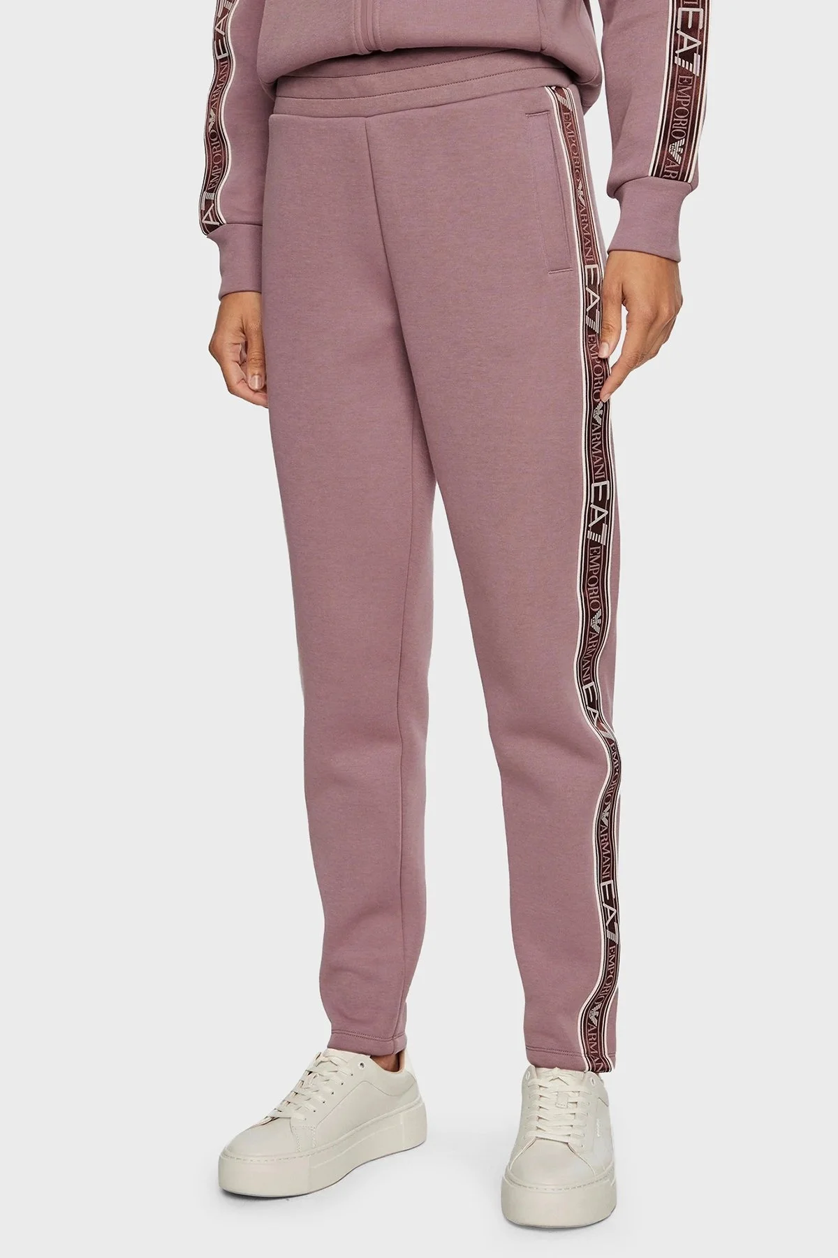 EA7 Pamuklu Logolu Regular Fit Yüksek Bel Düz Paça Sıfır Yaka Fermuarlı Bayan Eşofman Takımı 6DTV51 TJUXZ 1341 LİLA - 4