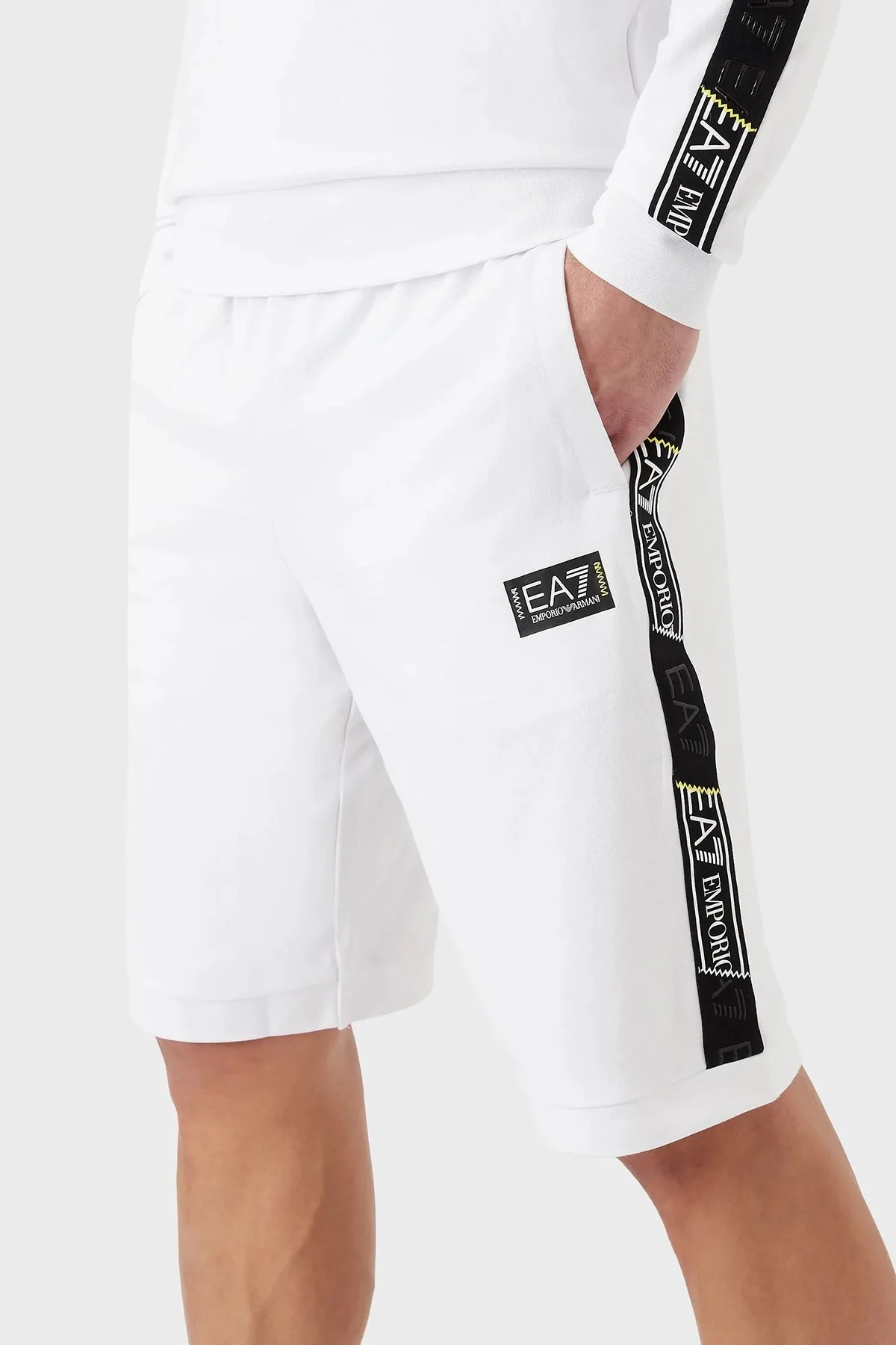 EA7 Pamuklu Regular Fit Cepli Erkek Bermuda 3RPS56 PJ05Z 1100 BEYAZ - 3