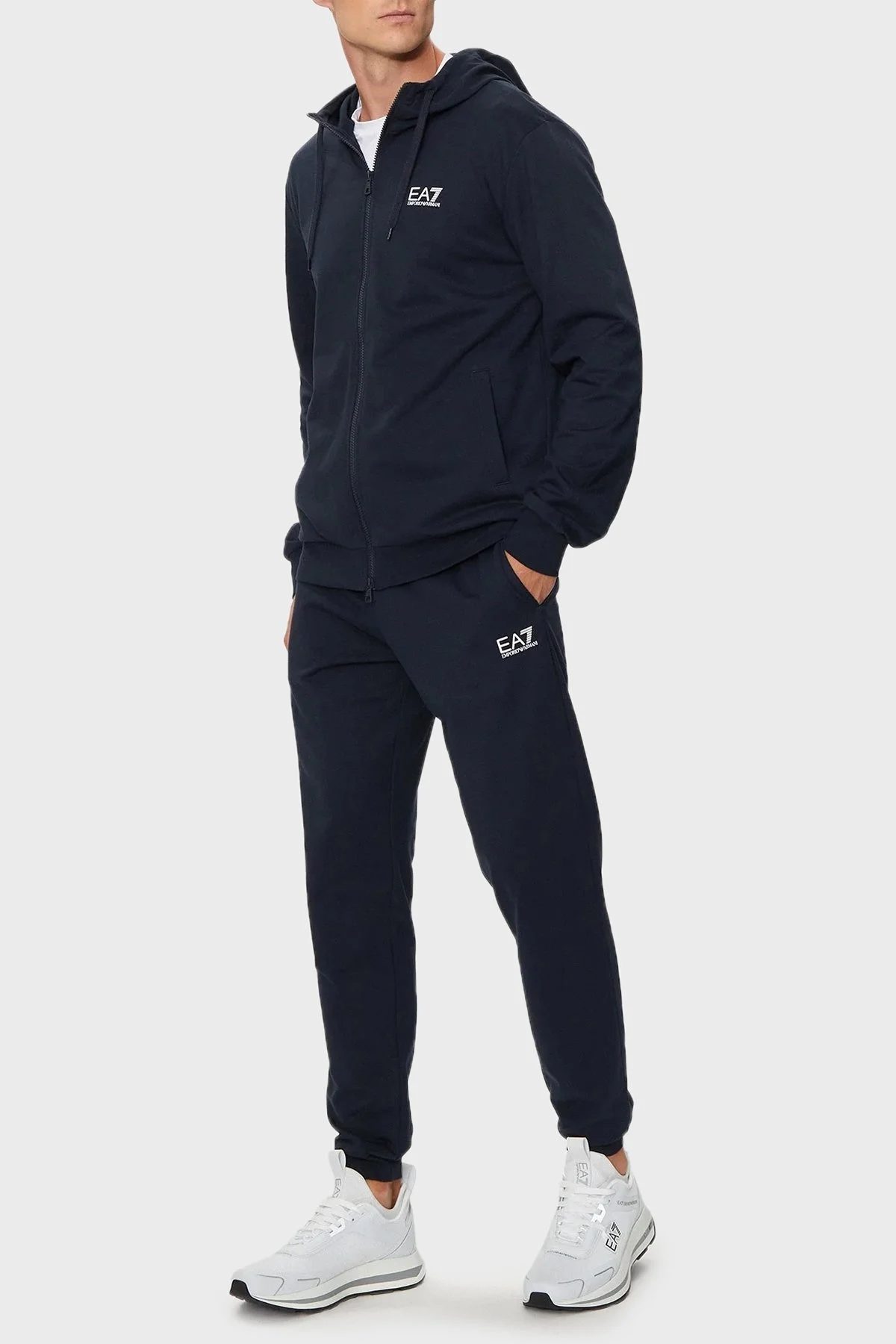 EA7 Pamuklu Regular Fit Erkek Eşofman Takımı 8NPV63 PJVRZ 1562 LACİVERT - 1