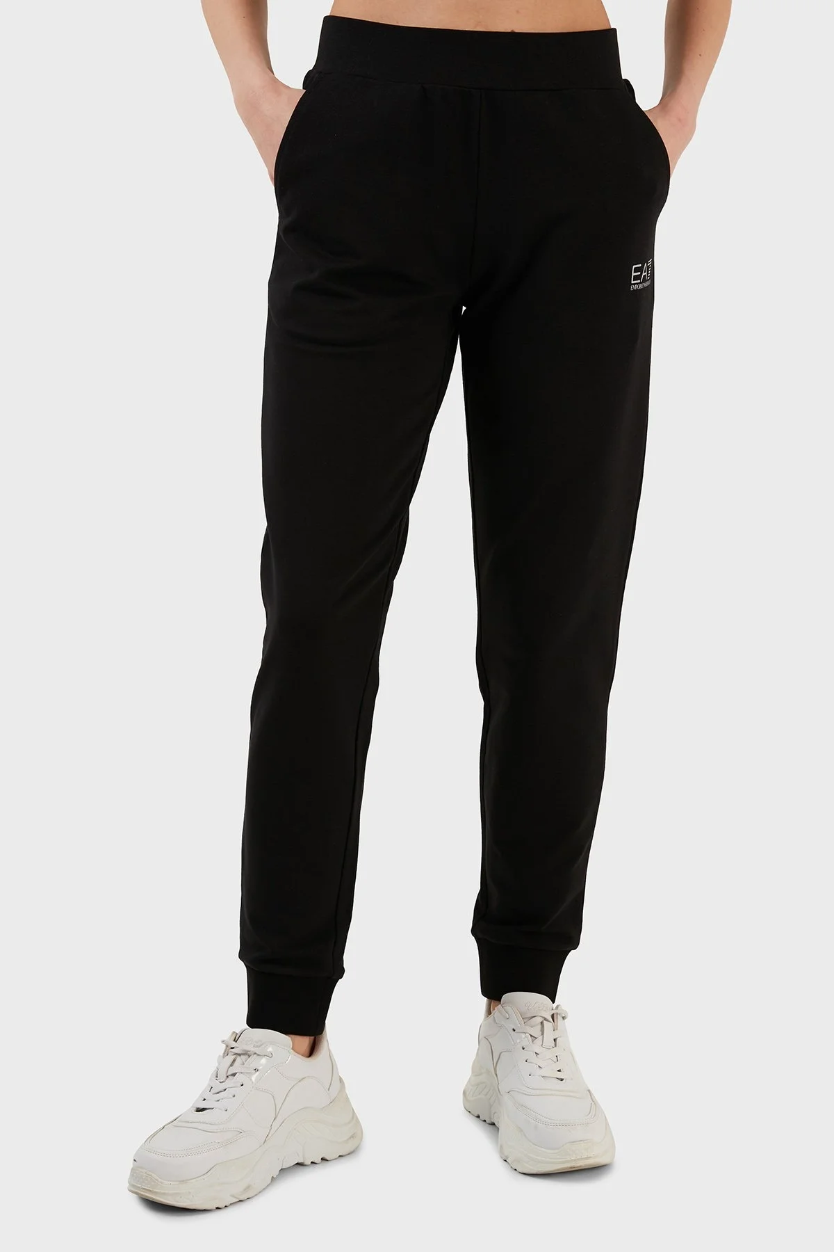 EA7 Pamuklu Regular Fit Fermuarlı Dik Yaka Bayan Eşofman Takımı 3RTV56 TJEAZ 22BA SİYAH-BEYAZ - 4