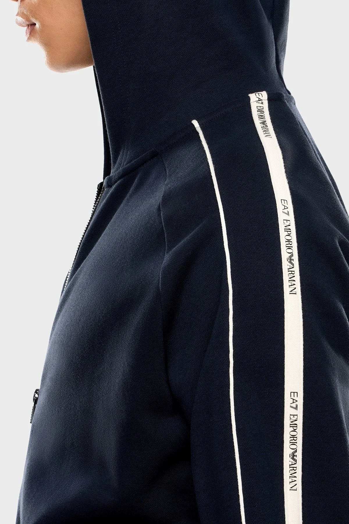 EA7 Pamuklu Şerit Detaylı Regular Fit Kapüşonlu Fermuarlı Erkek Sweat 7M000973 AF10377 UB102 LACİVERT - 4