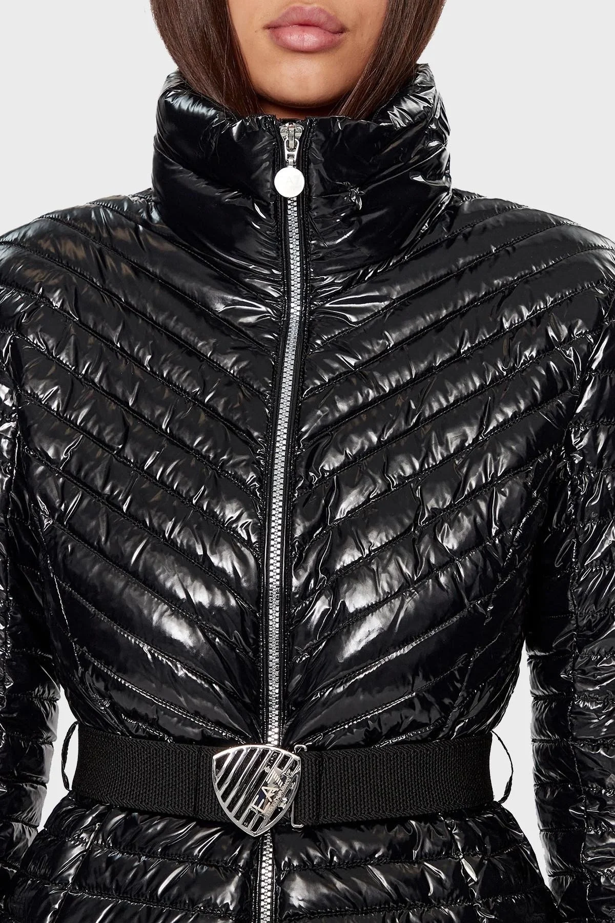 EA7 Parlak Görünümlü Gizli Kapüşonlu Dik Yaka Regular Fit Bayan Mont 6RTB12 TNEQZ 1200 SİYAH - 6