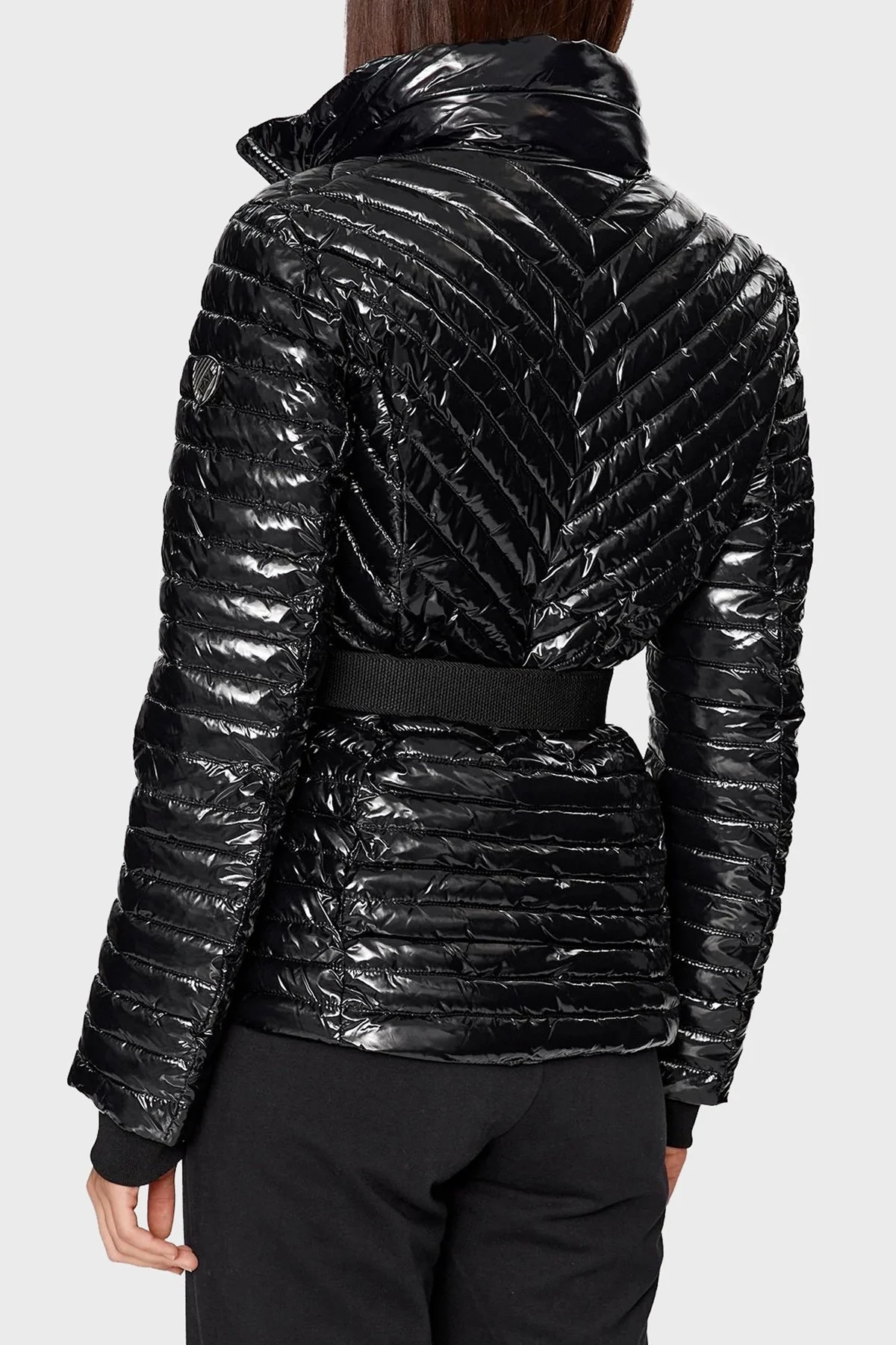 EA7 Parlak Görünümlü Gizli Kapüşonlu Dik Yaka Regular Fit Bayan Mont 6RTB12 TNEQZ 1200 SİYAH - 7