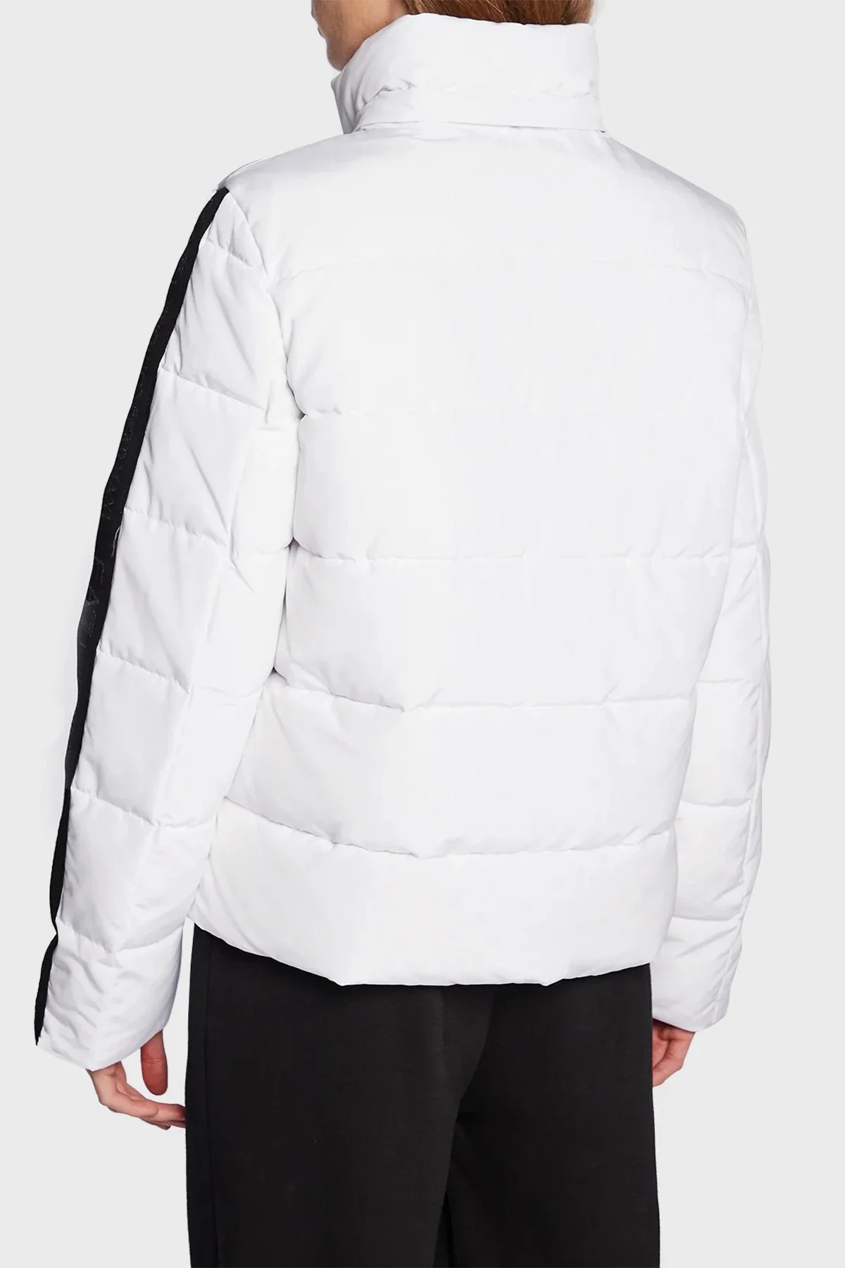 EA7 Regular Fit Çıkarılabilir Kapüşonlu Şişme Kadın Mont 6LTB18 TN8AZ 1100 BEYAZ - 4