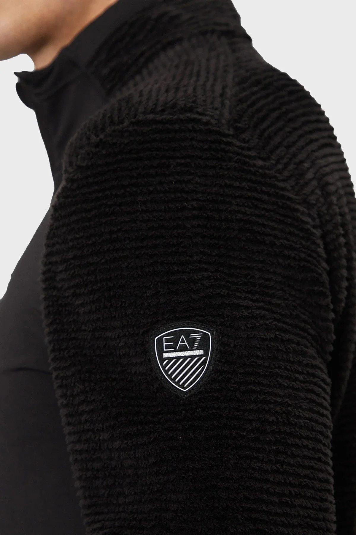 EA7 Regular Fit Dik Yaka Fermuarlı Polar Erkek Ceket 6DPMA4 PJSTZ 1200 SİYAH - 5